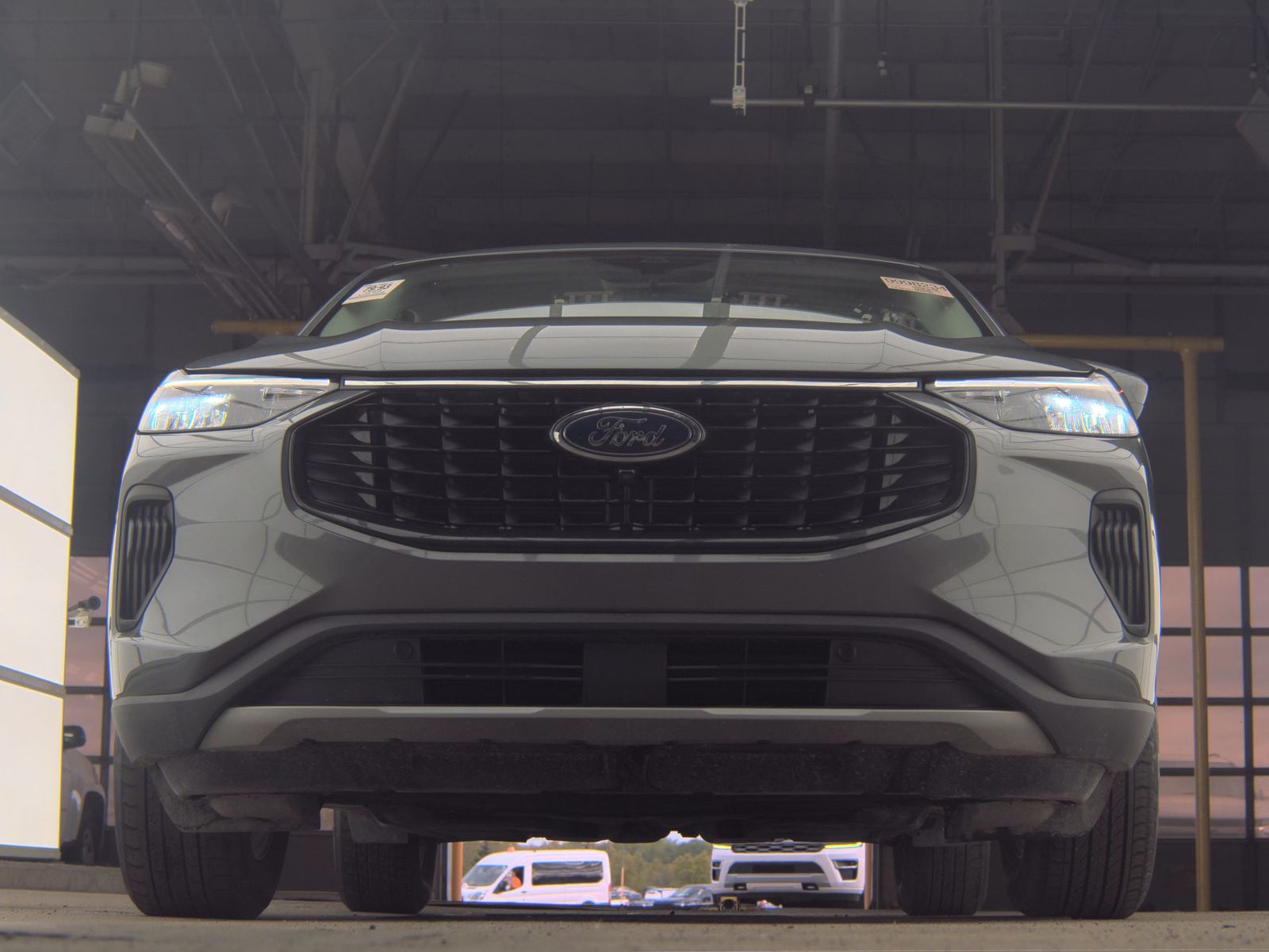 FORD ESCAPE - 4