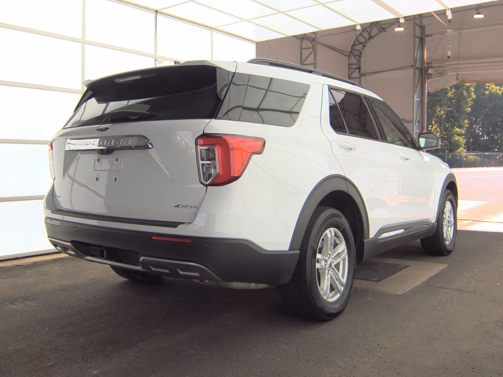 FORD EXPLORER - 6