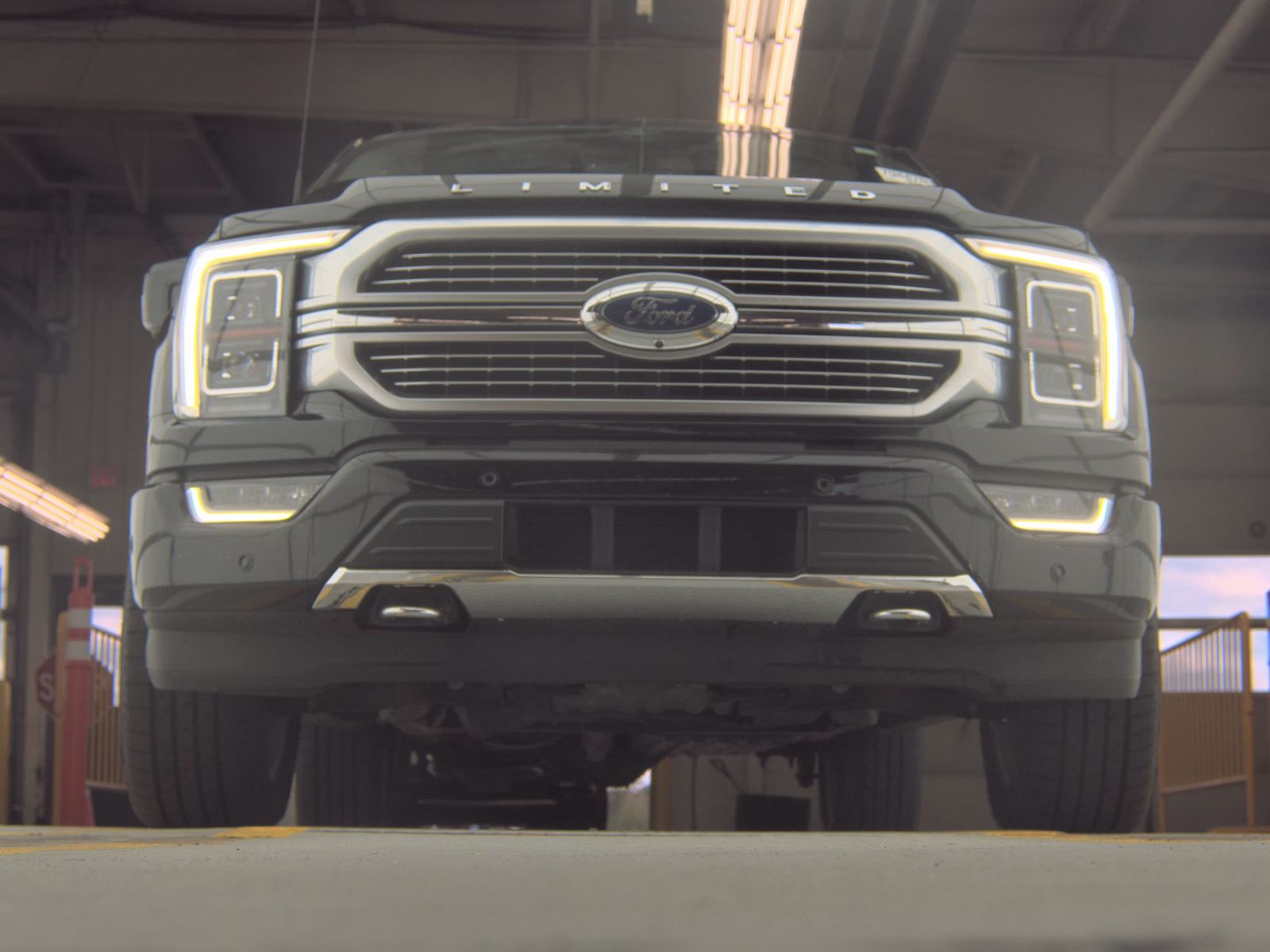 FORD F-150 - 4