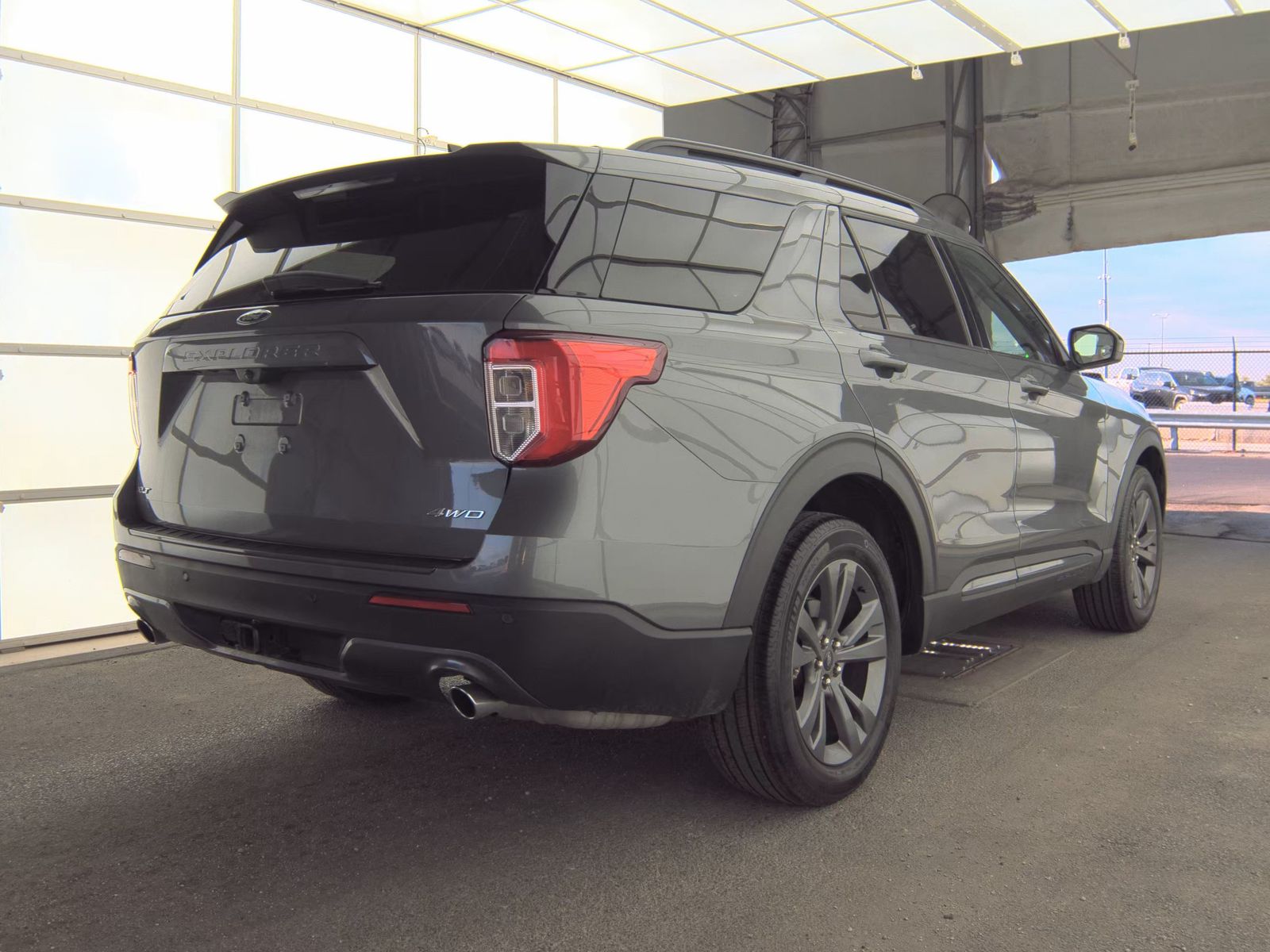 FORD EXPLORER - 6