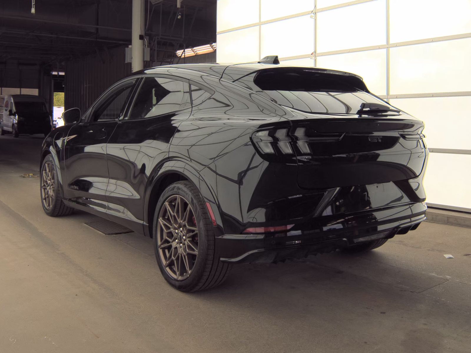 FORD MUSTANG MACH-E - 9