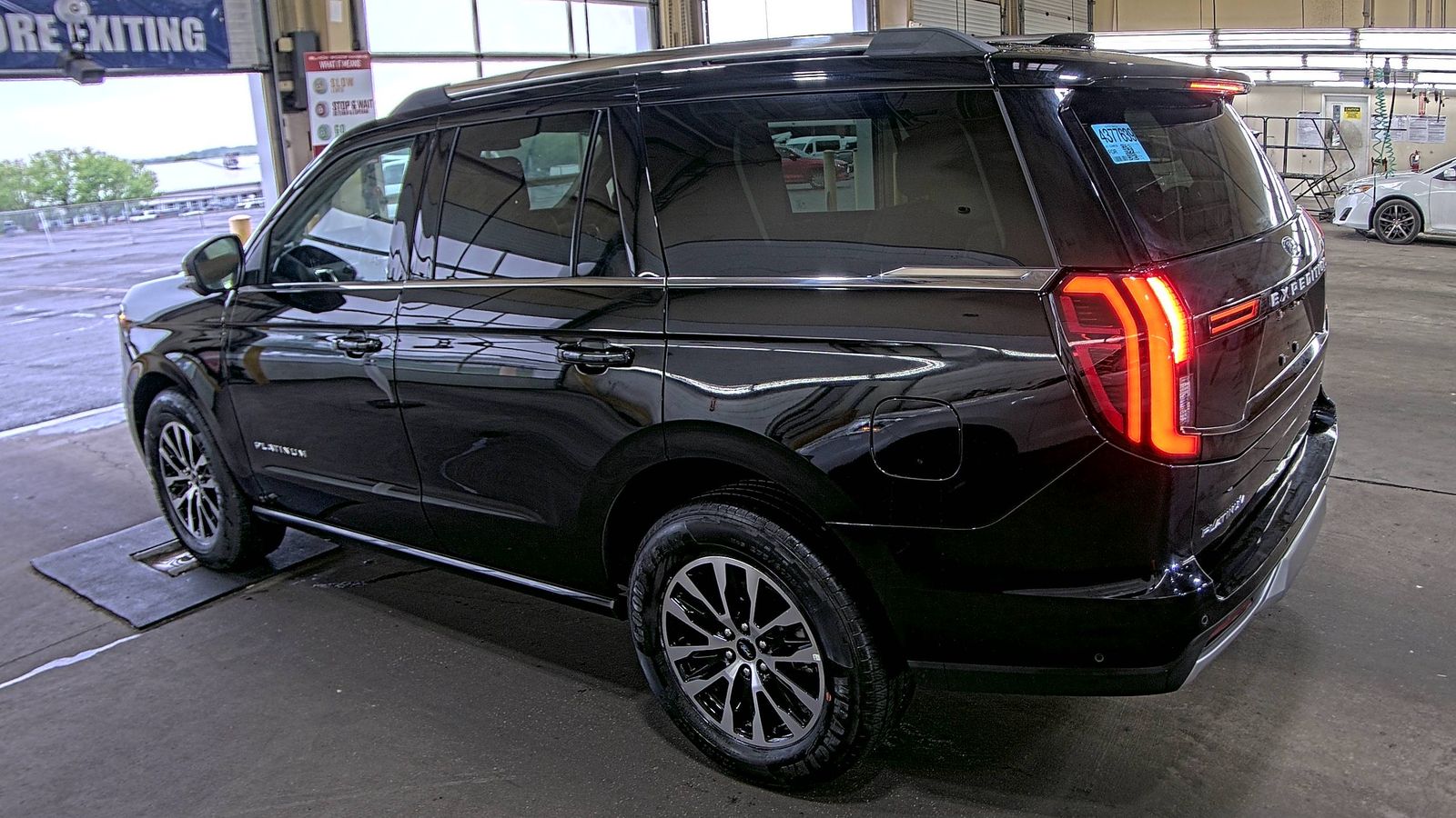 FORD EXPEDITION - 7