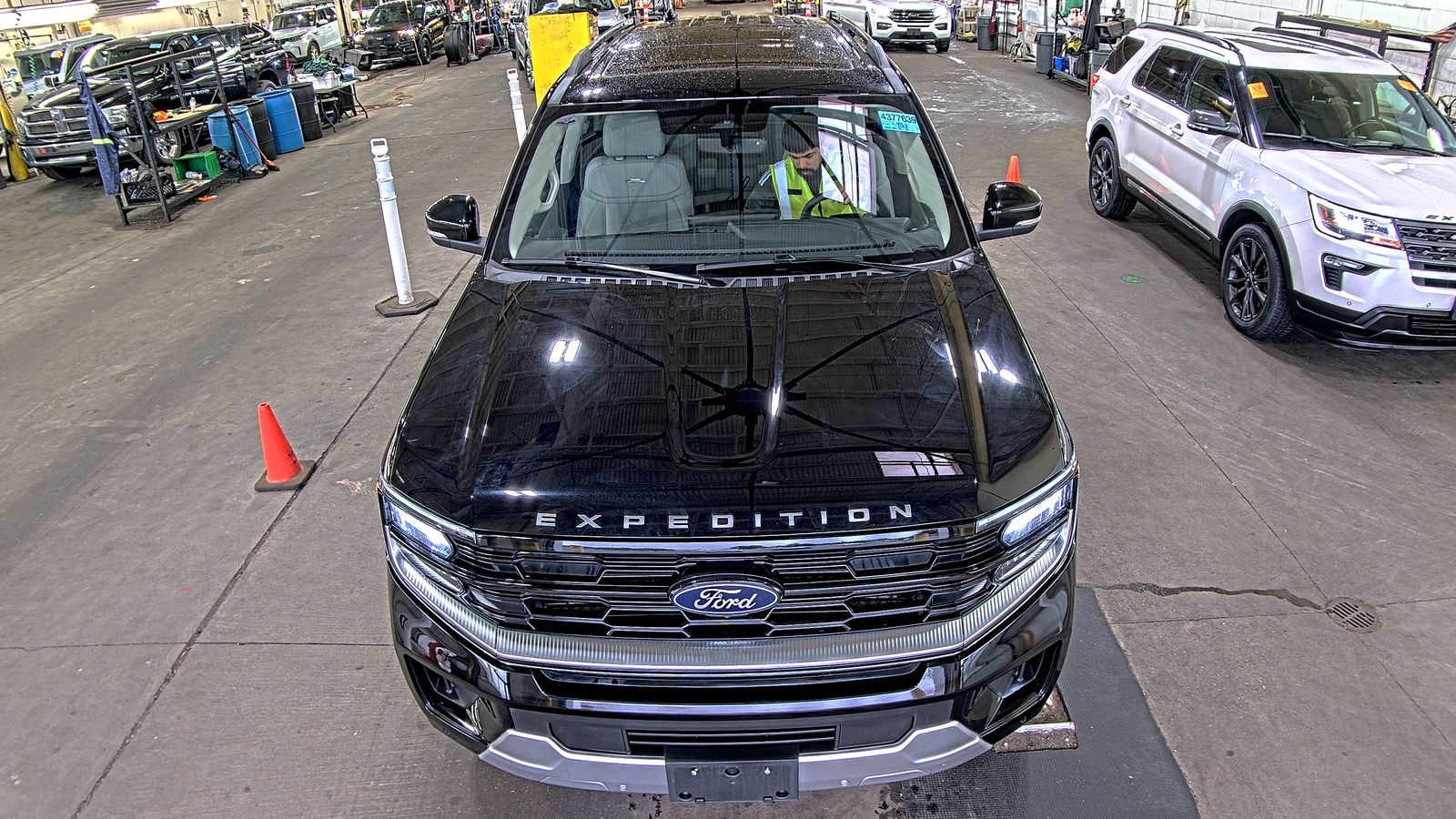 FORD EXPEDITION - 3