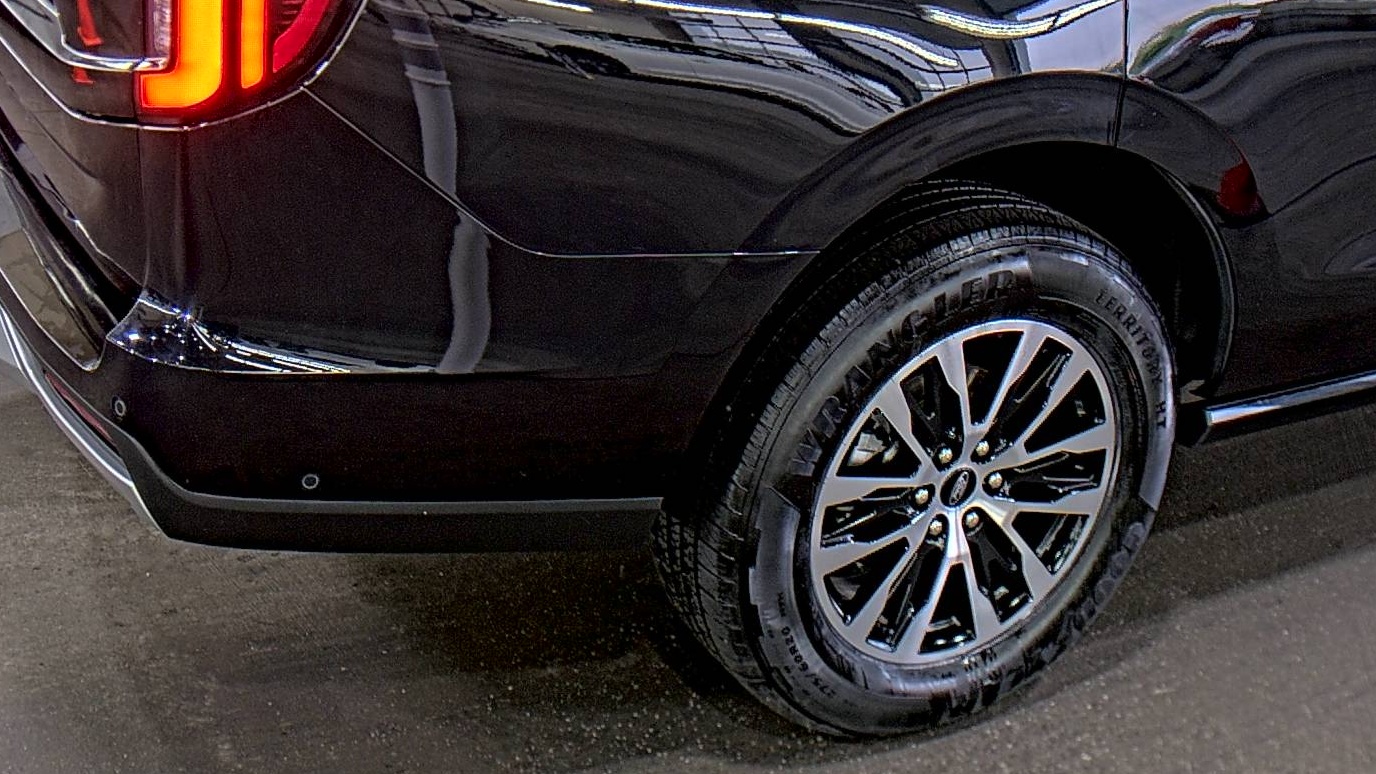 FORD EXPEDITION - 10
