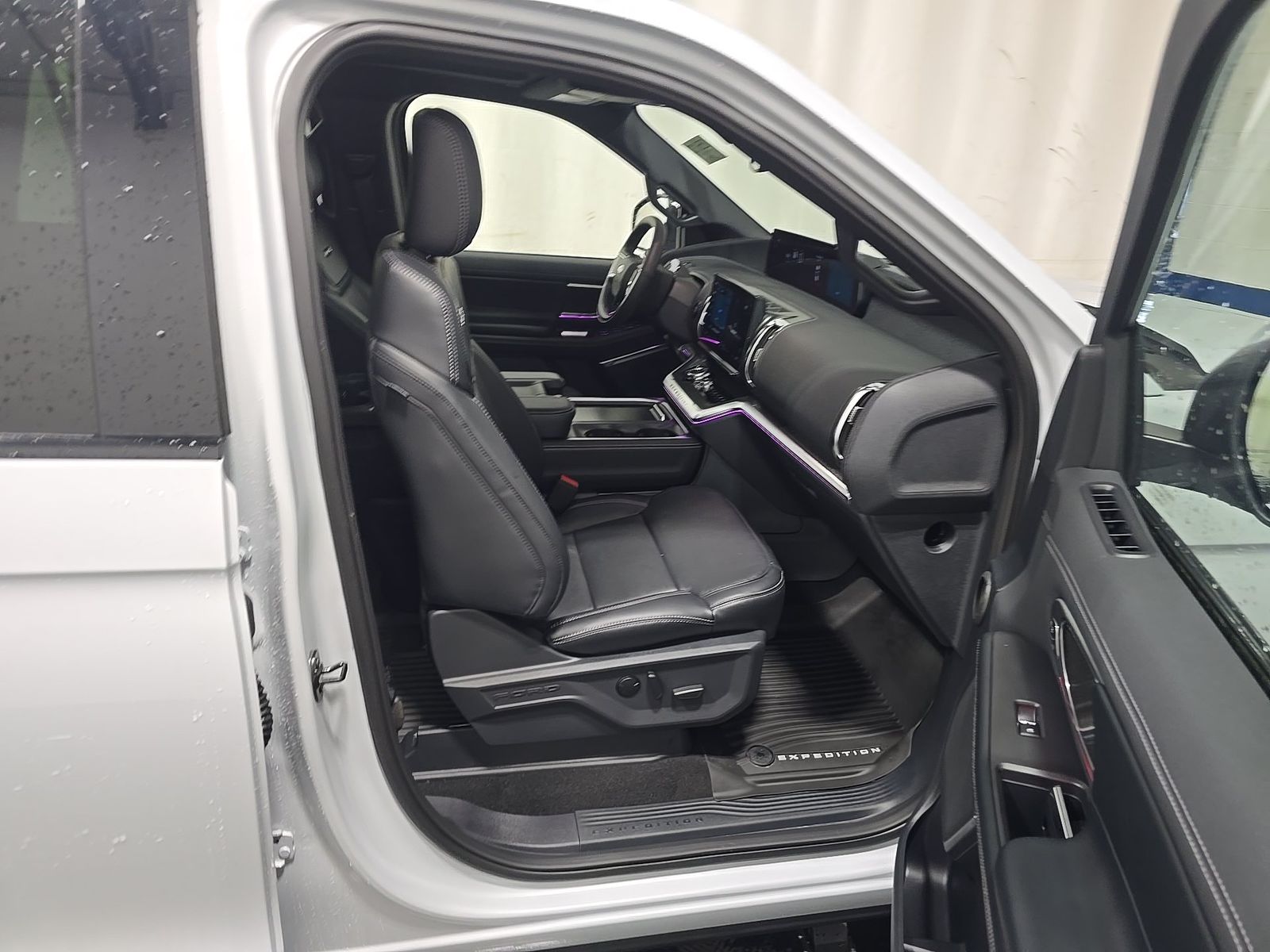 FORD EXPEDITION MAX - 9