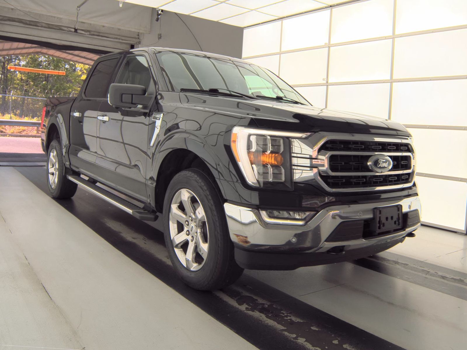 FORD F-150 - 4