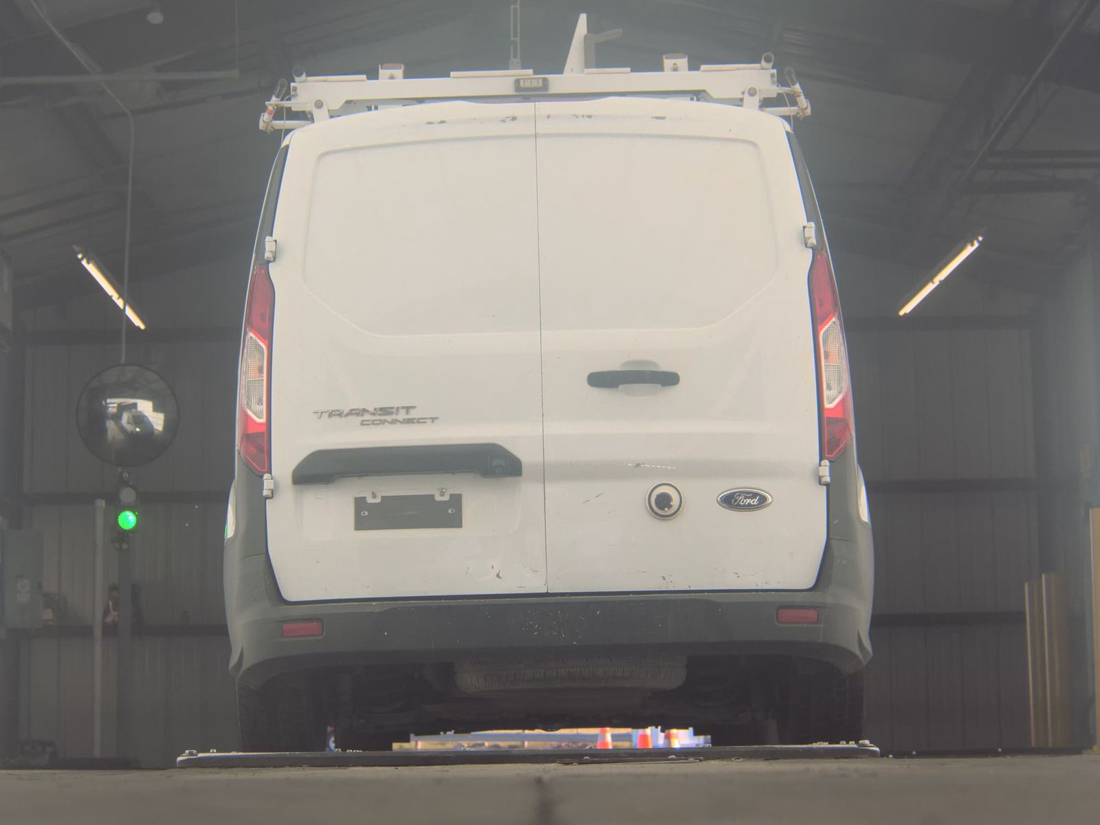 FORD TRANSIT CONNECT - 8