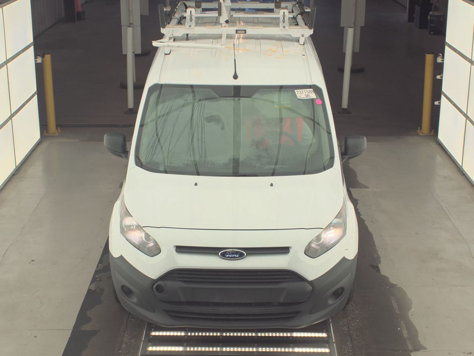 FORD TRANSIT CONNECT - 3