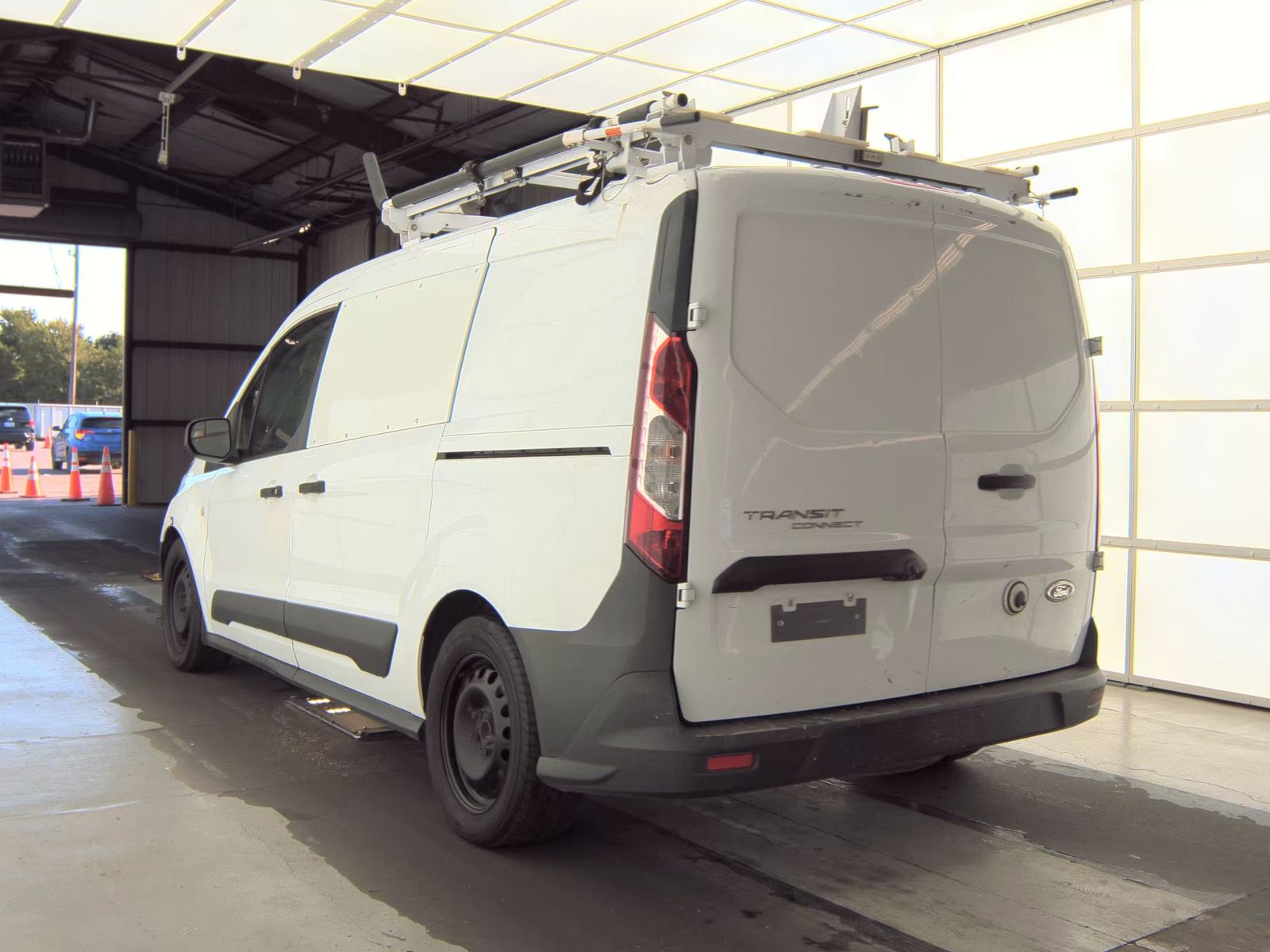 FORD TRANSIT CONNECT - 9