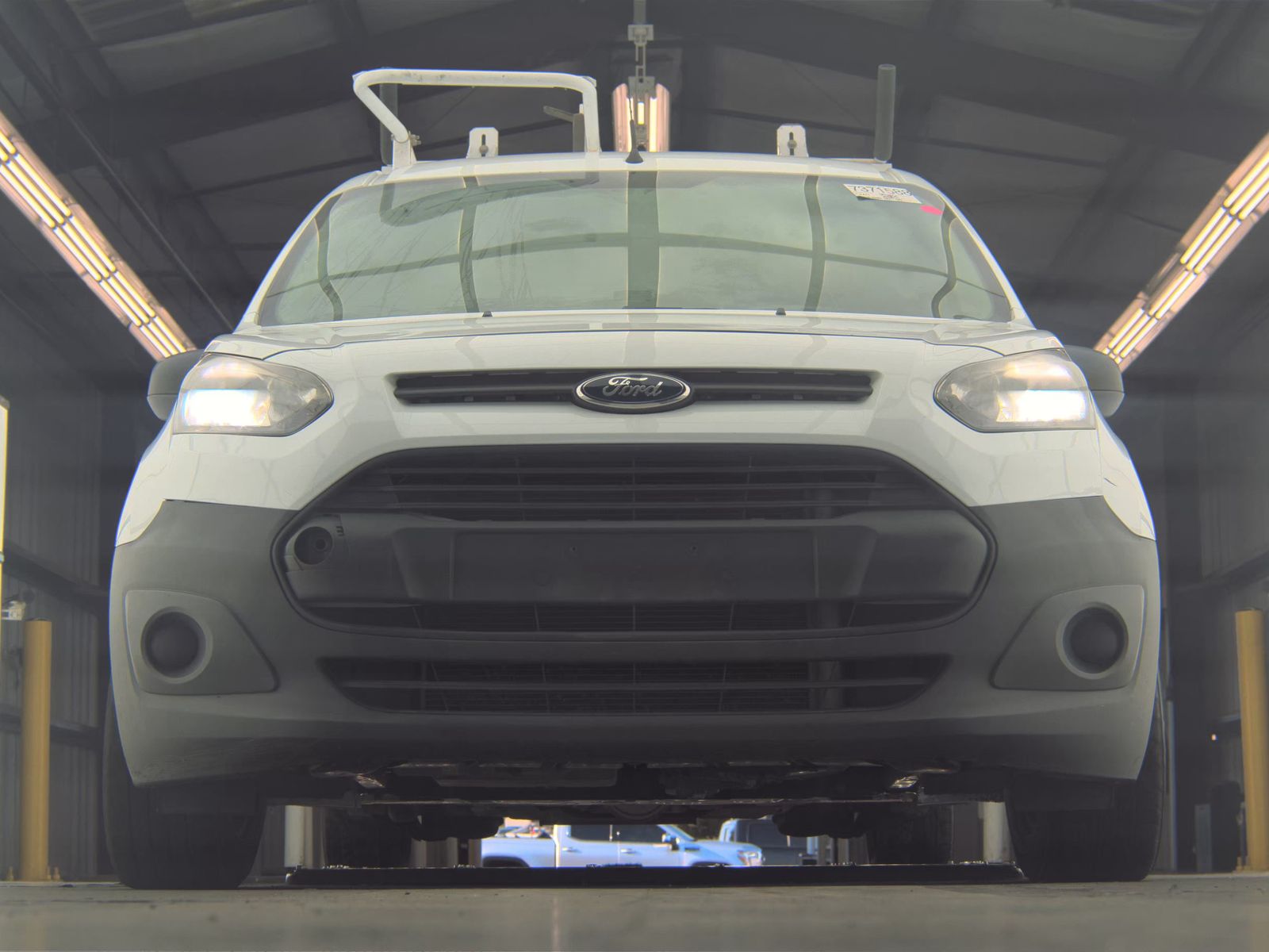 FORD TRANSIT CONNECT - 4