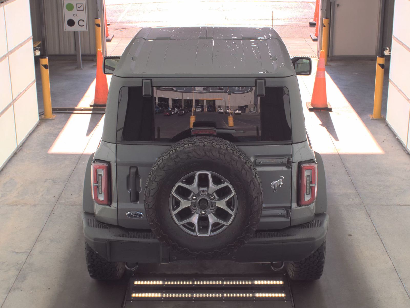 FORD BRONCO - 7