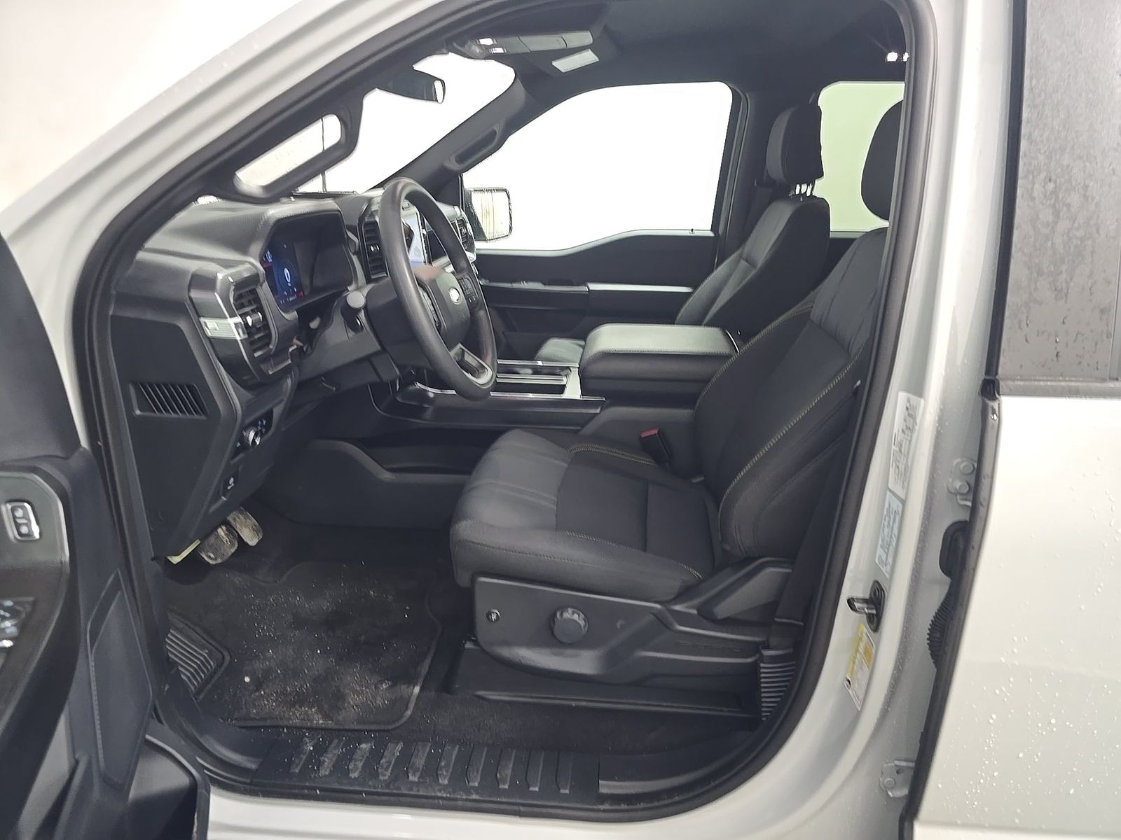 FORD F-150 - 8