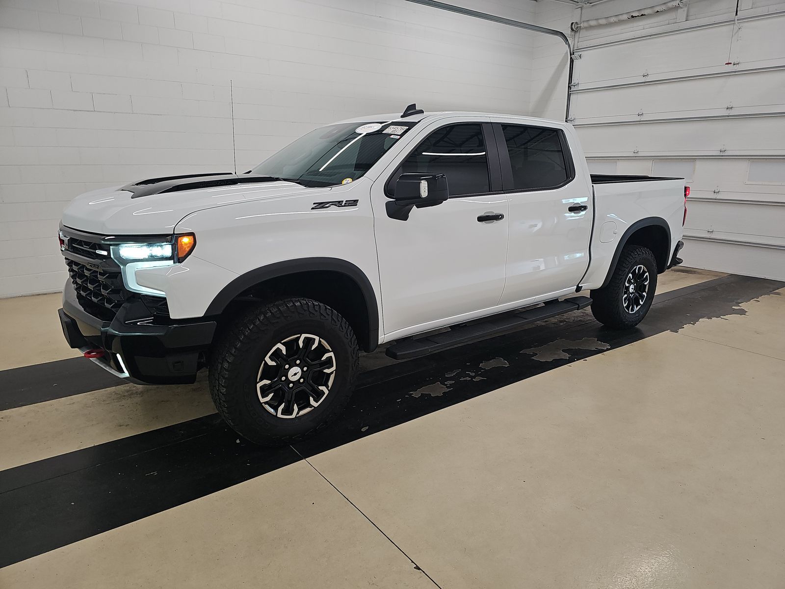 2024 Chevrolet Silverado 1500 ZR2 4X4 Crew Cab Short Box's photo