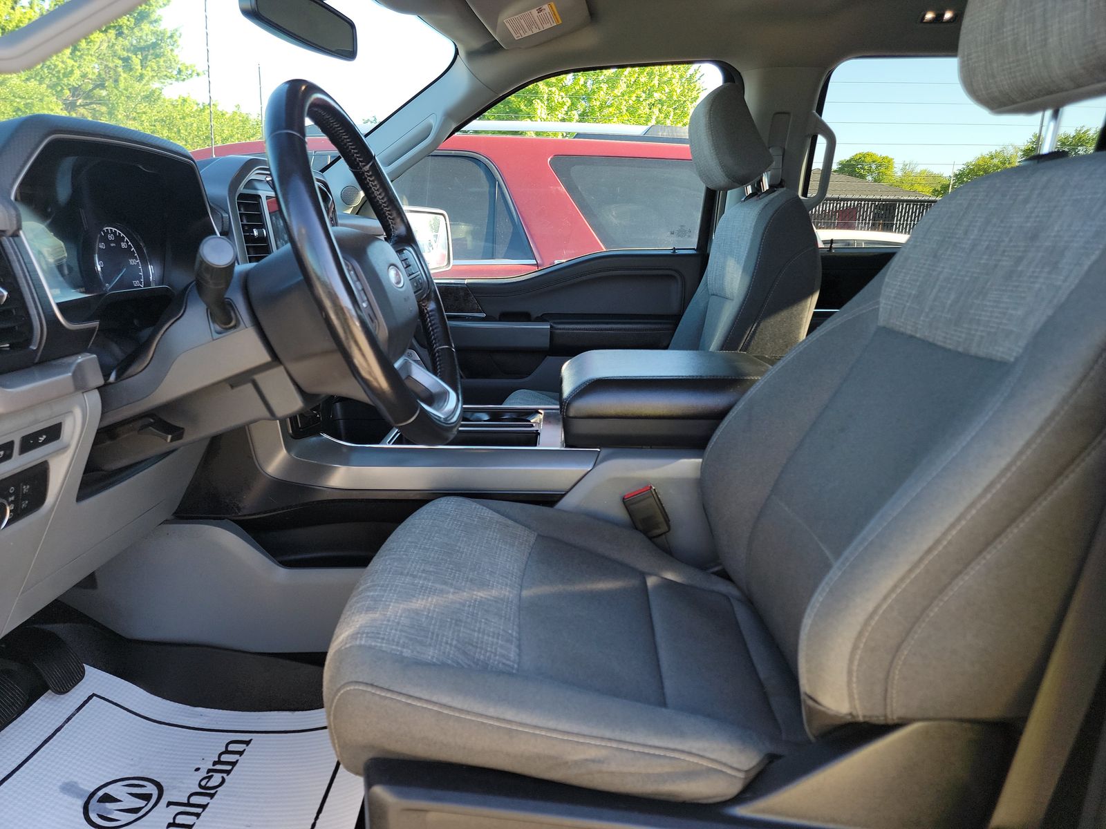 FORD F-150 - 8