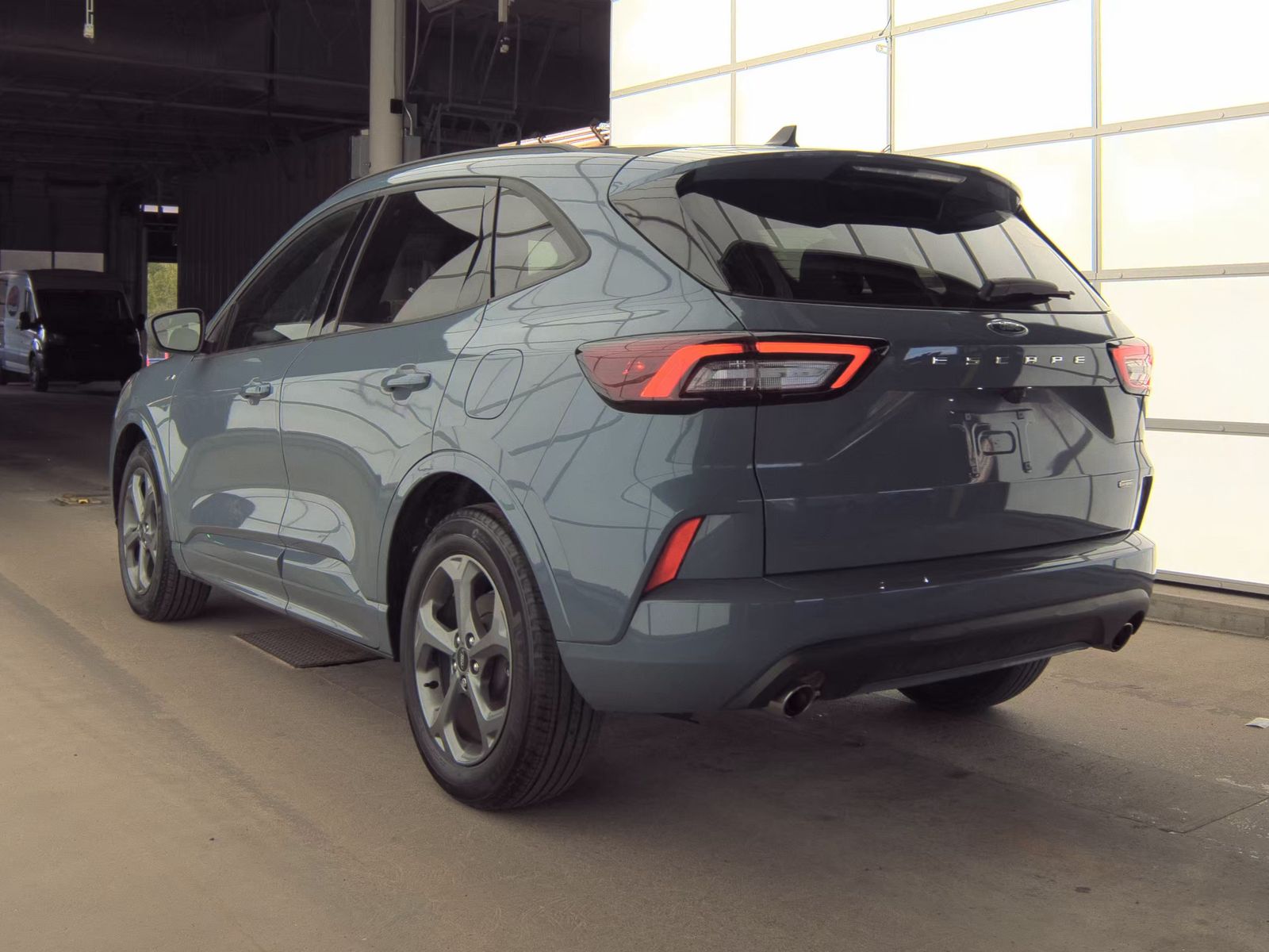 FORD ESCAPE - 9