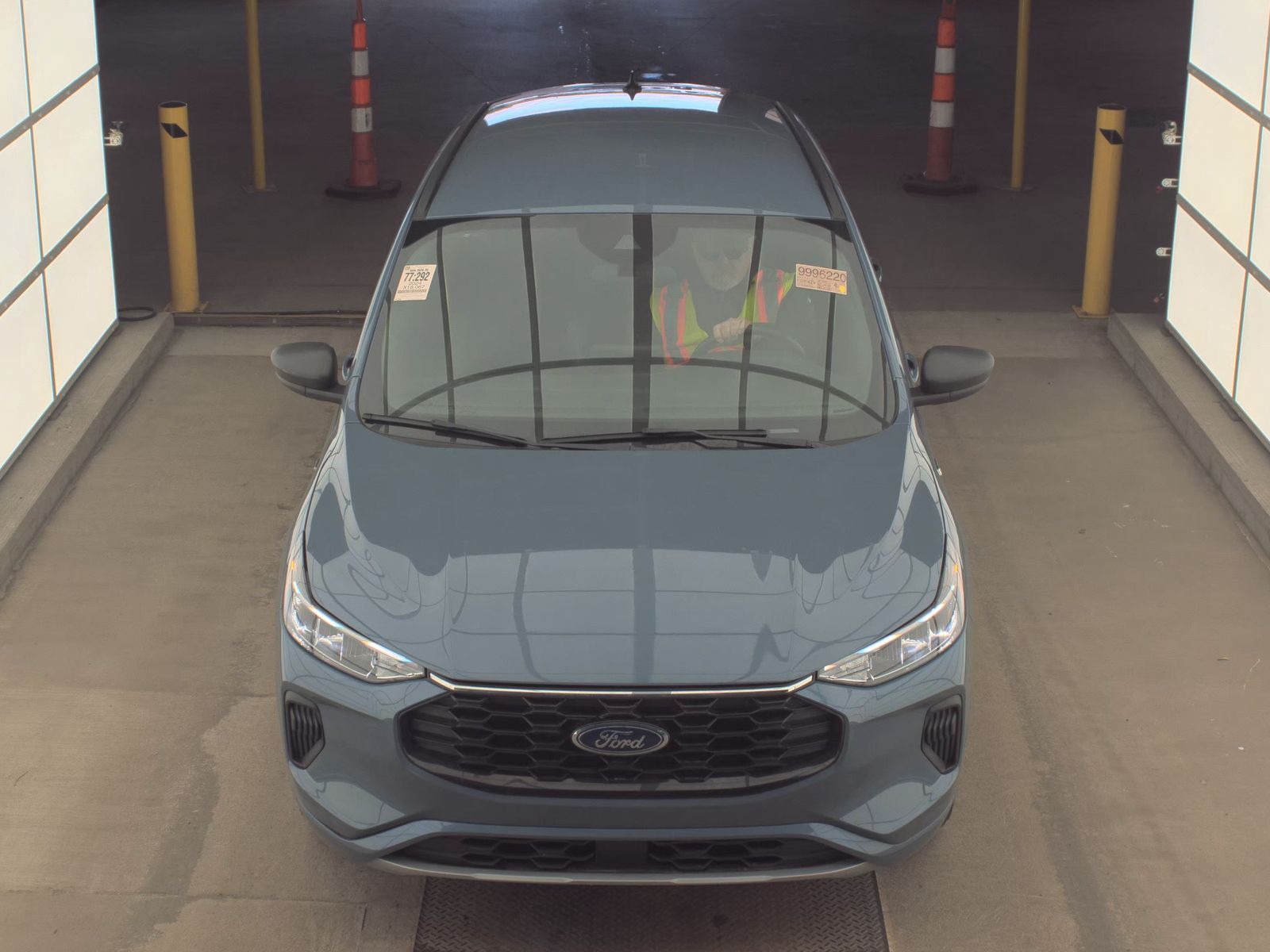 FORD ESCAPE - 3