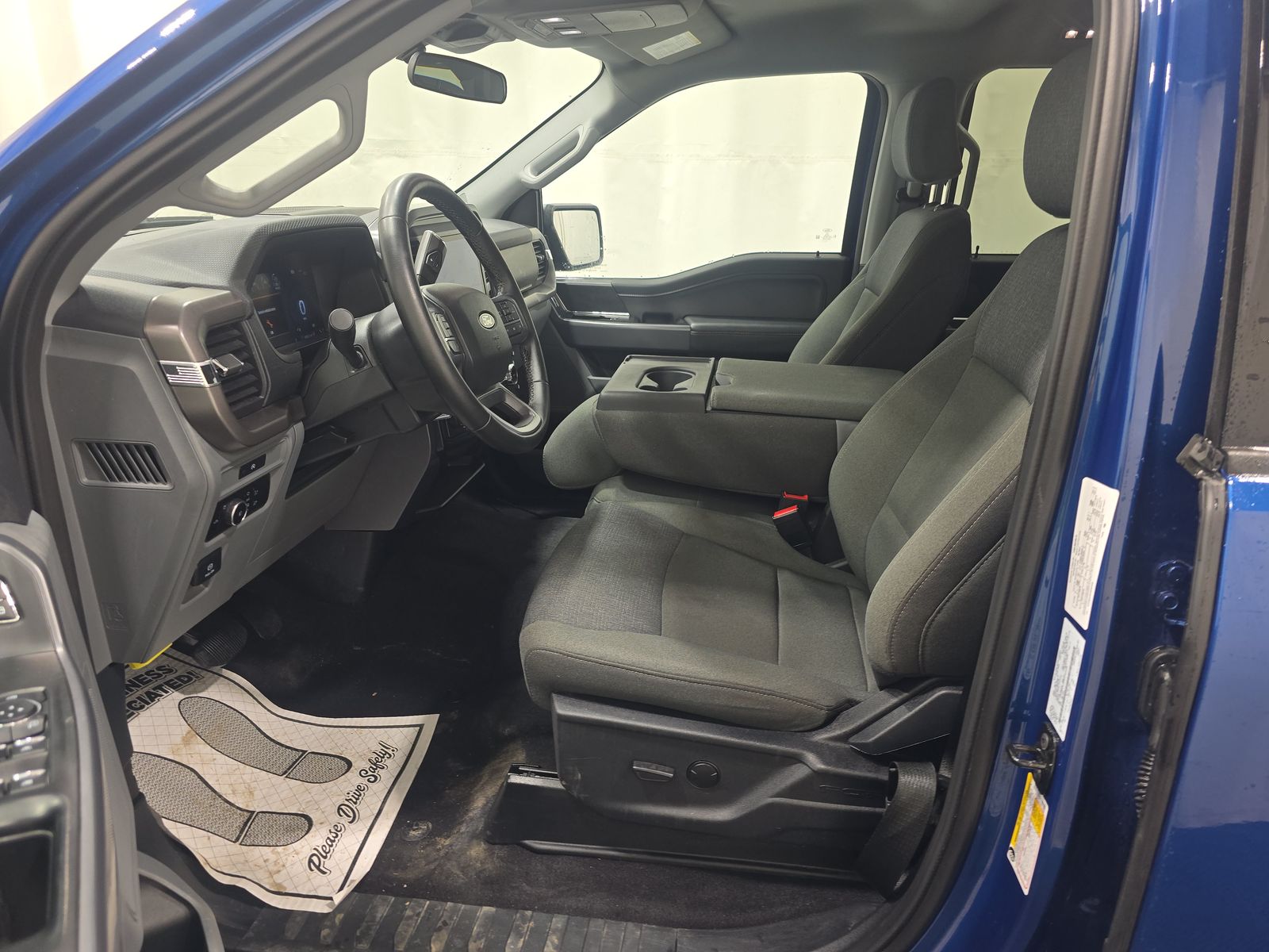 FORD F-150 - 8
