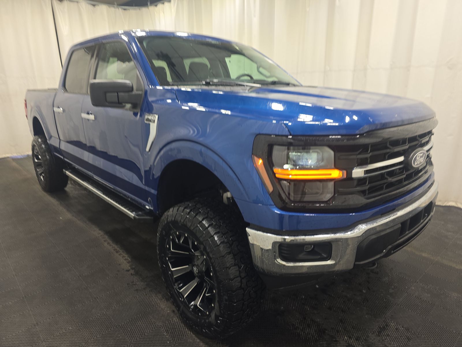 FORD F-150 - 4