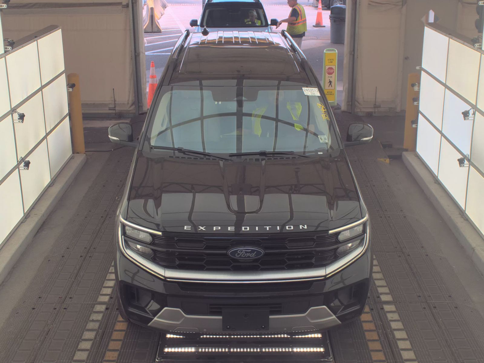 FORD EXPEDITION MAX - 3