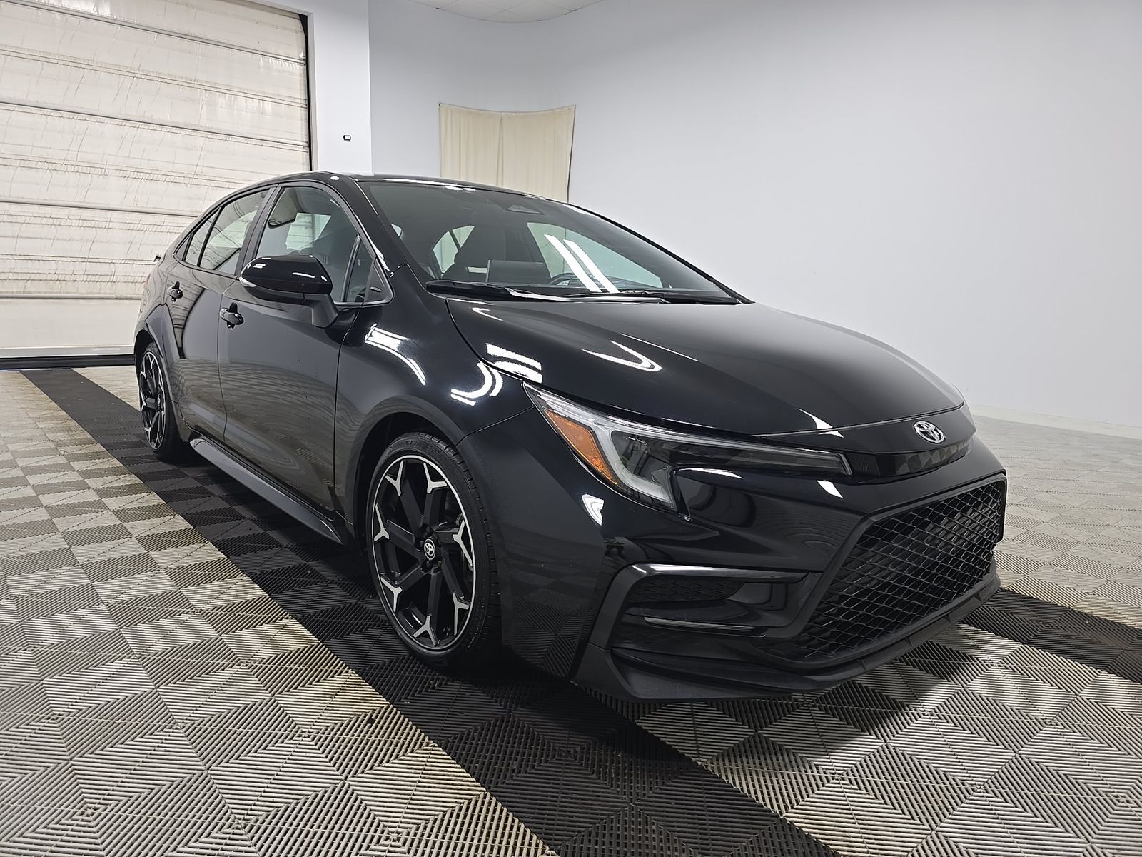 TOYOTA COROLLA - 4
