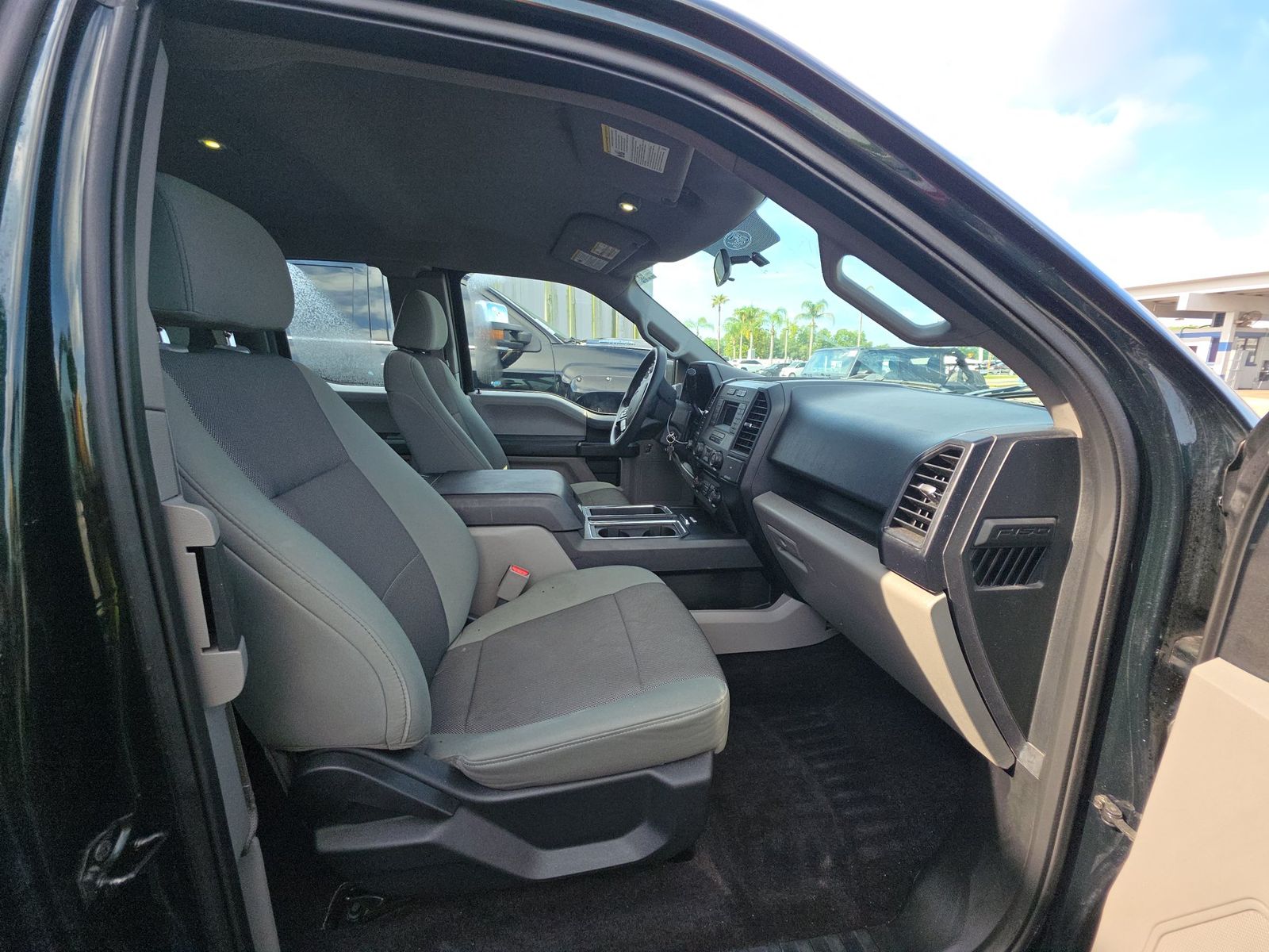 FORD F-150 - 9