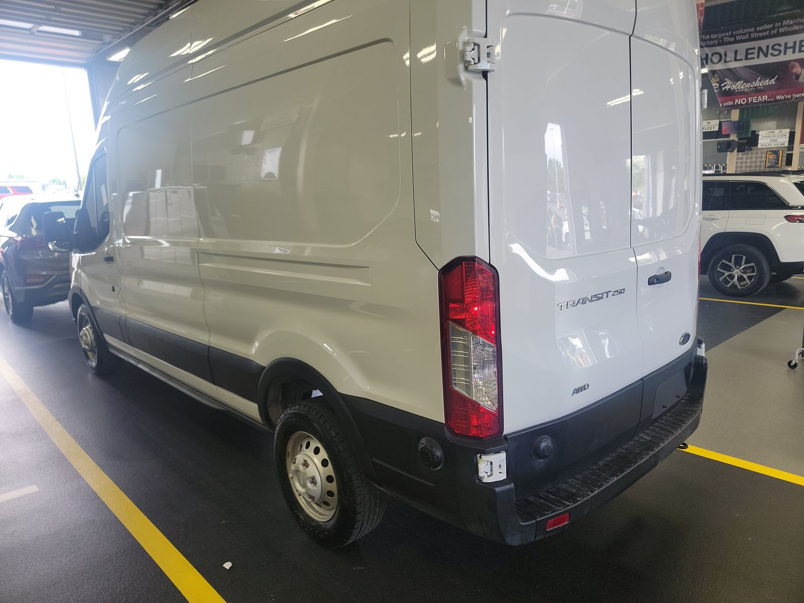 FORD TRANSIT 250 - 7