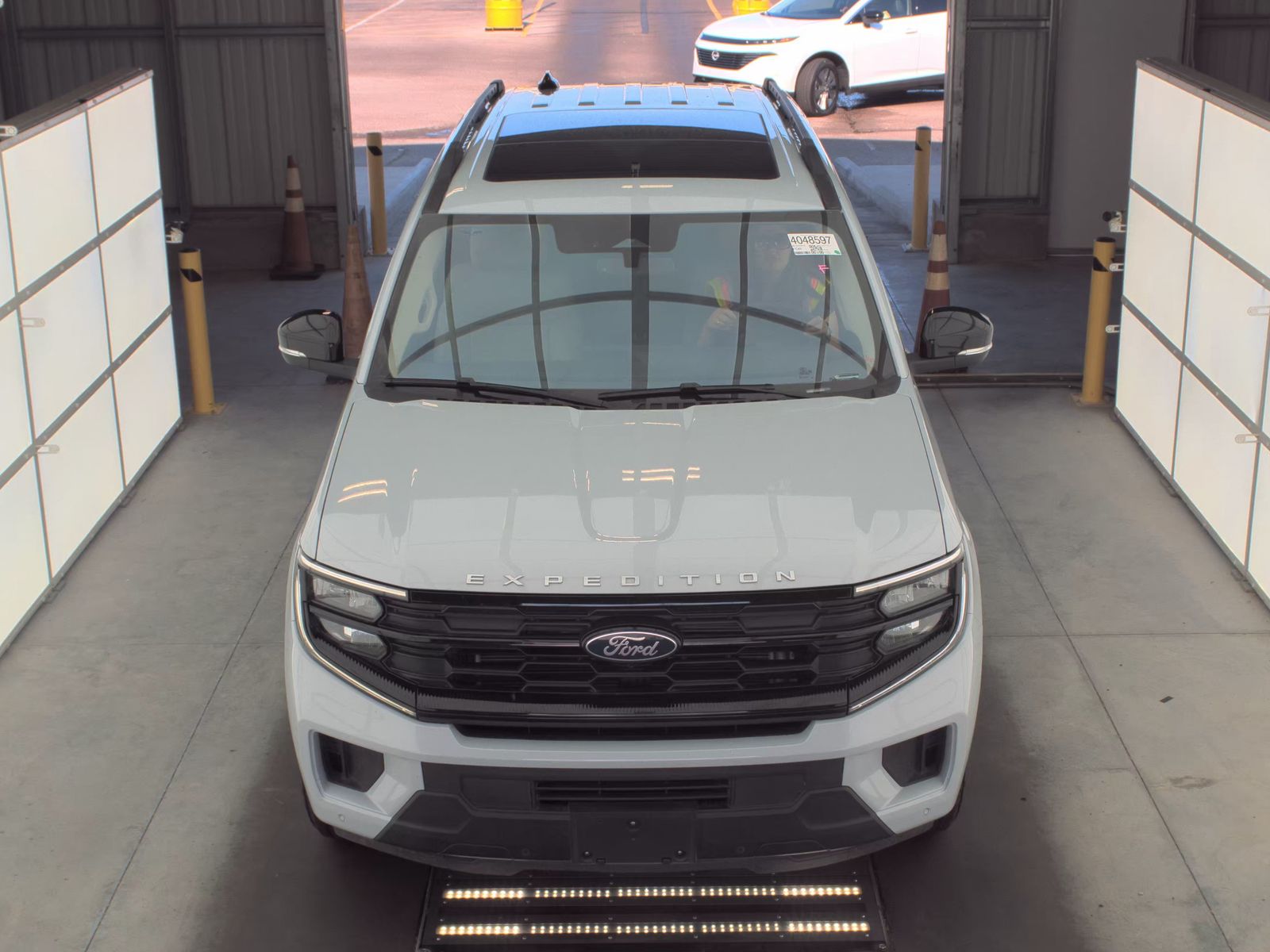 FORD EXPEDITION - 3
