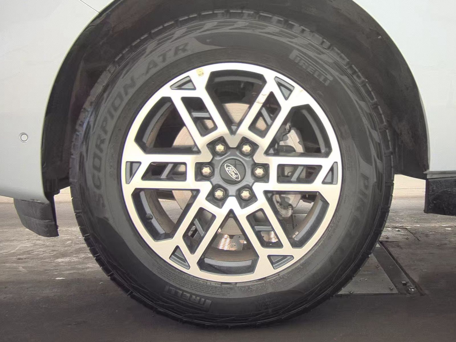 FORD EXPEDITION - 10