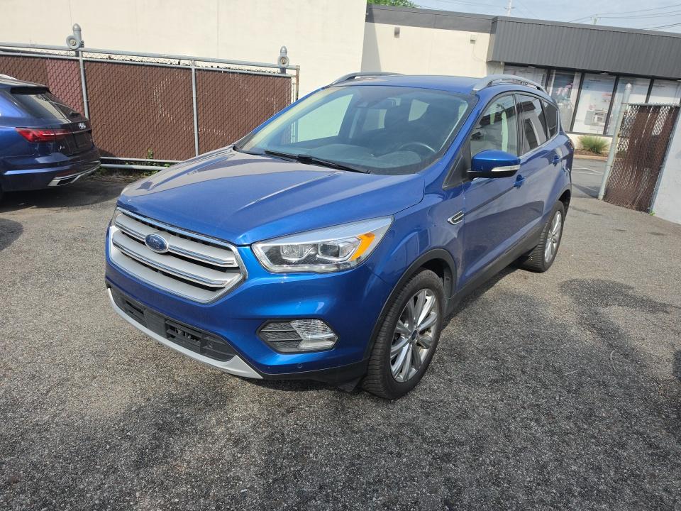 FORD ESCAPE - 1