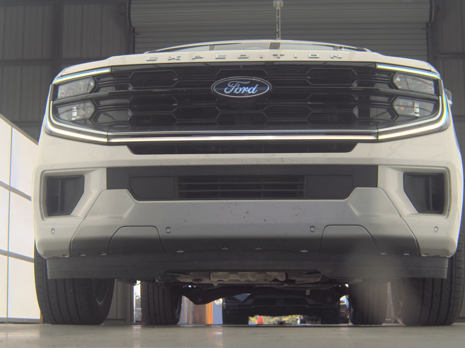 FORD EXPEDITION MAX - 4