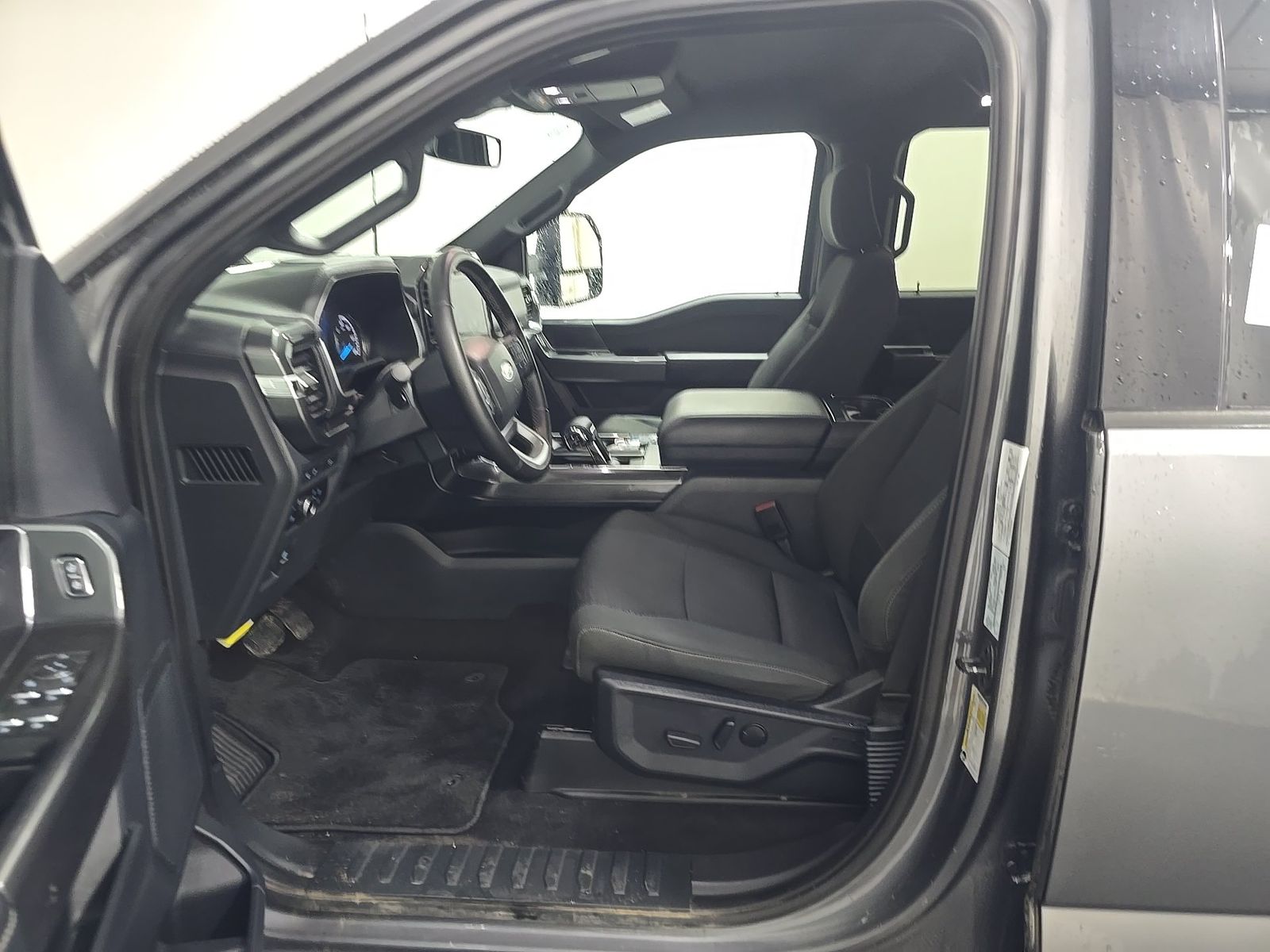 FORD F-150 - 8