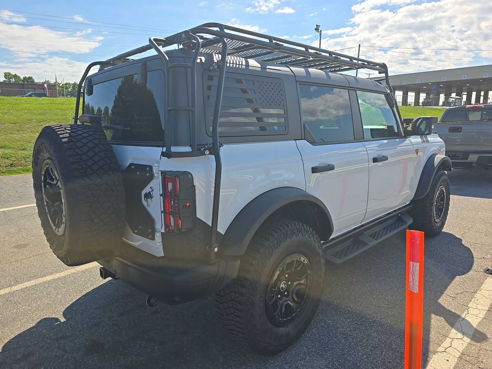 FORD BRONCO - 5