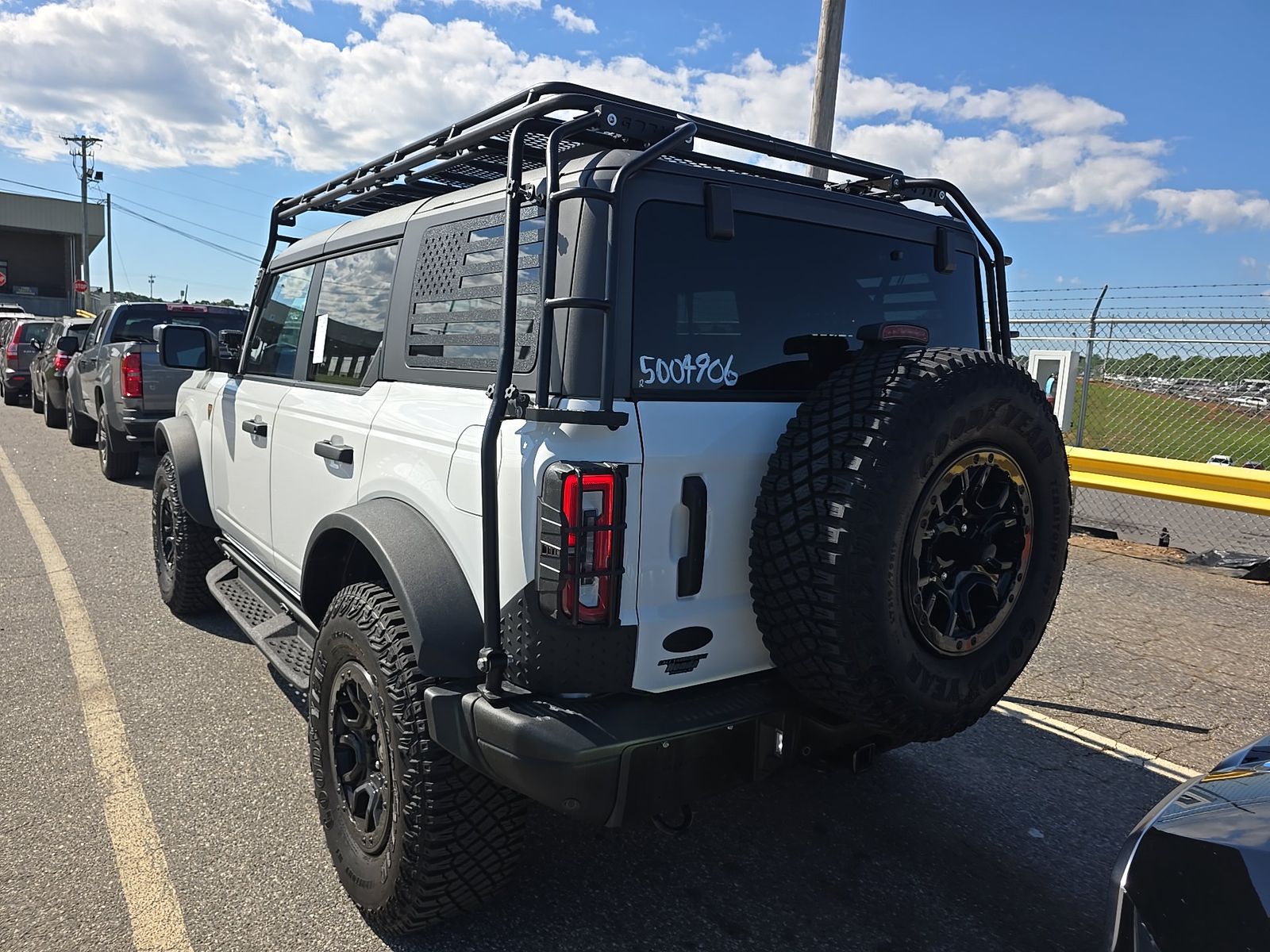 FORD BRONCO - 7