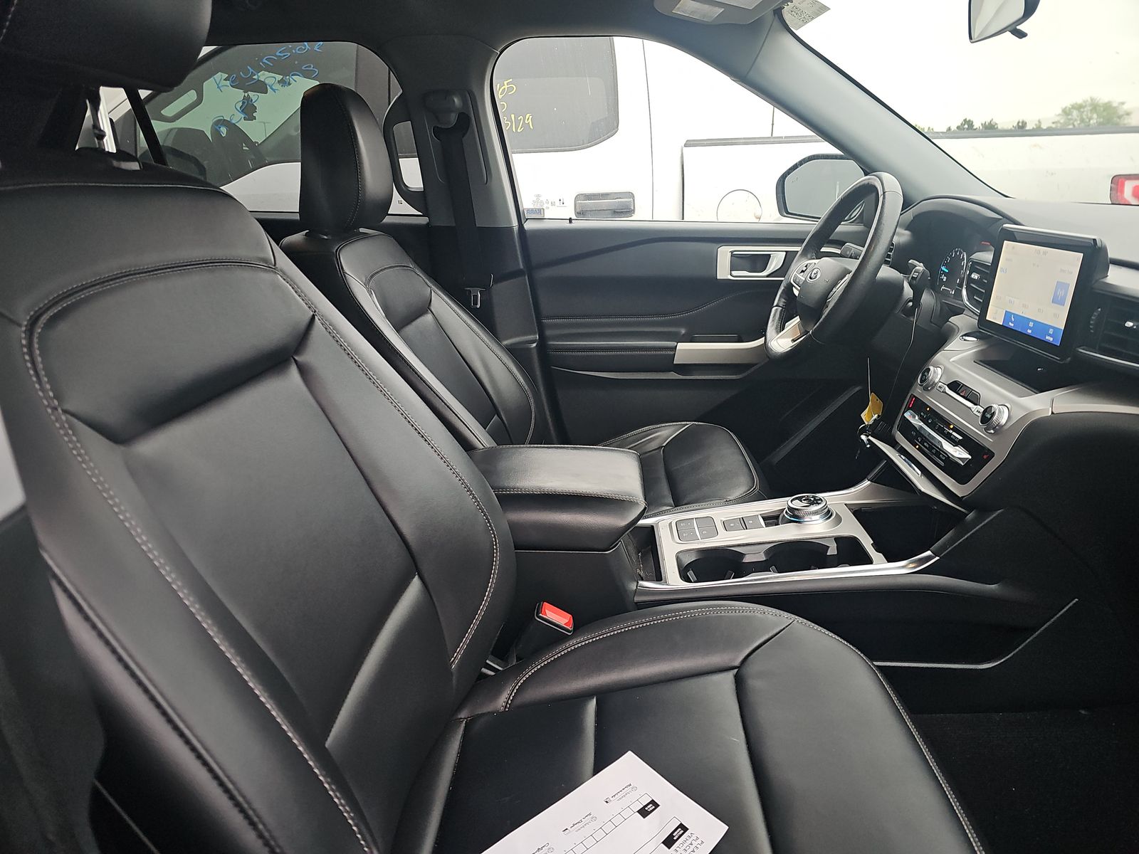 FORD EXPLORER - 9
