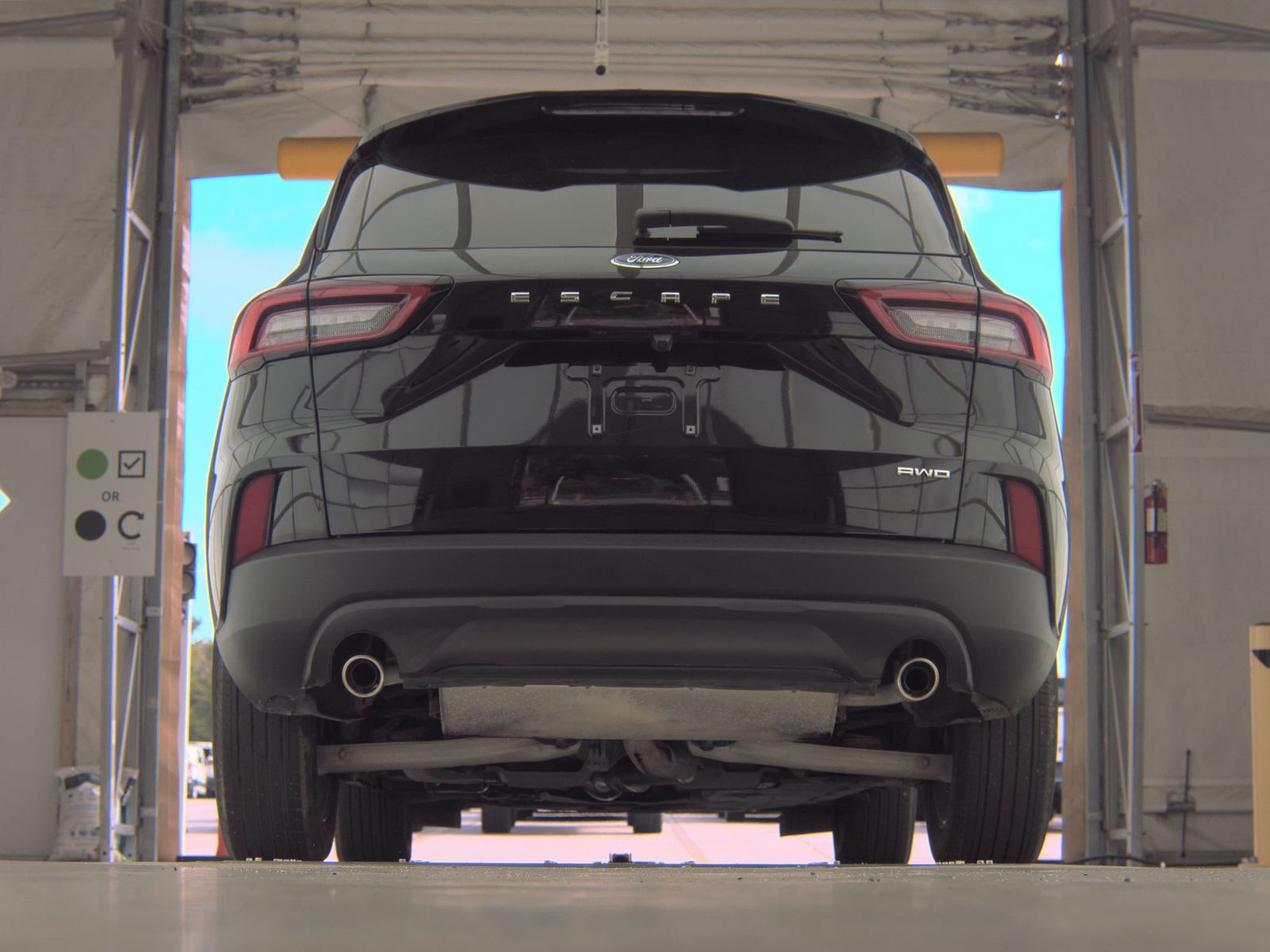 FORD ESCAPE - 8