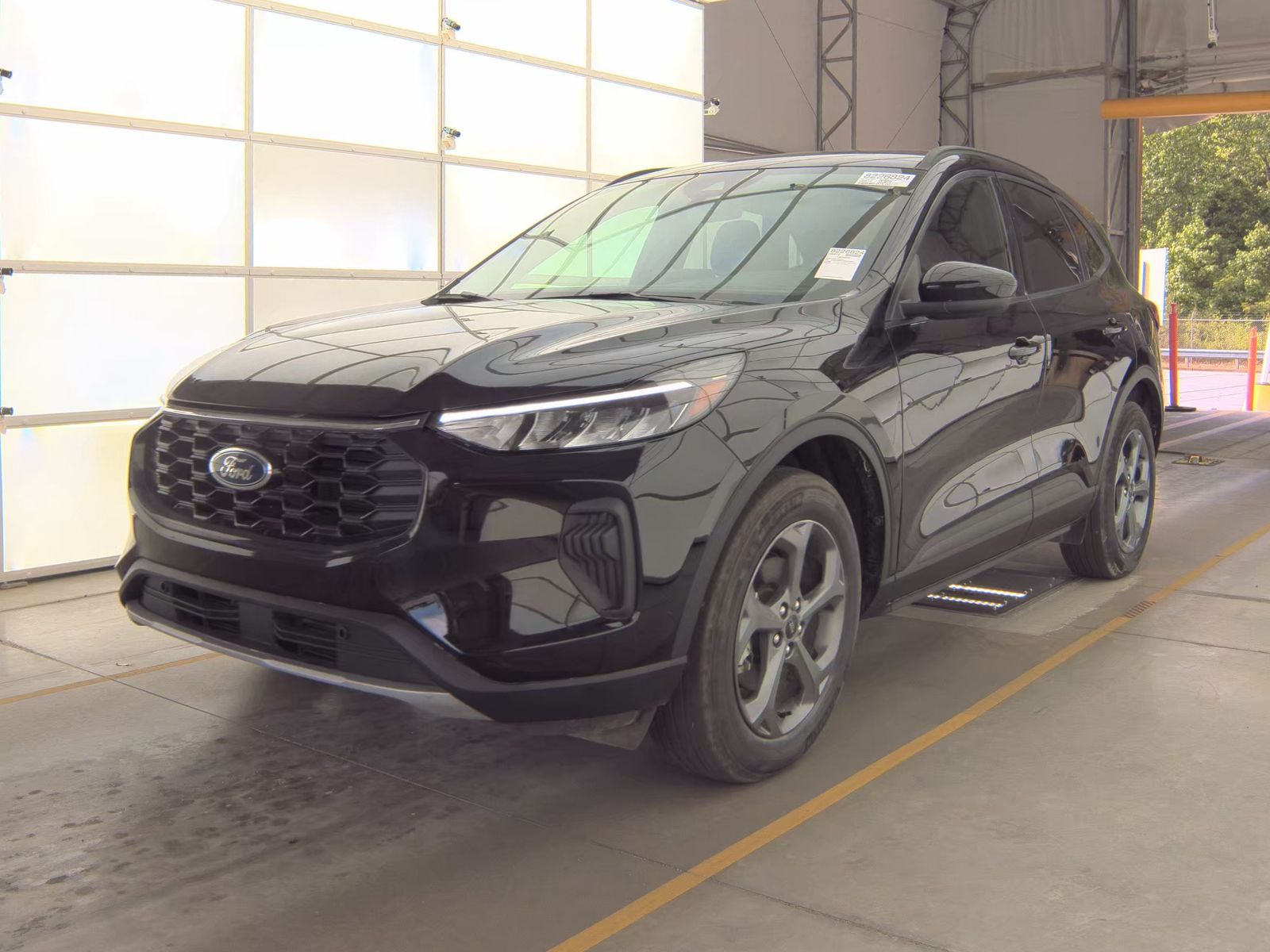 FORD ESCAPE - 1