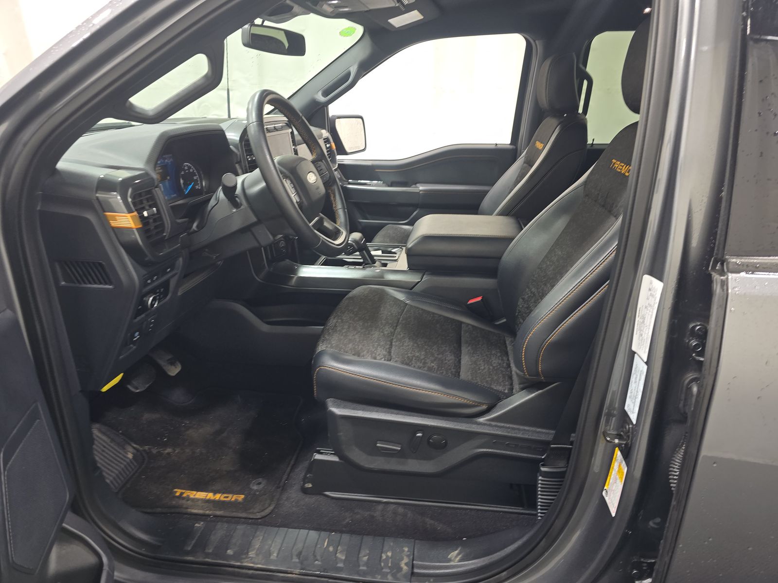 FORD F-150 - 8