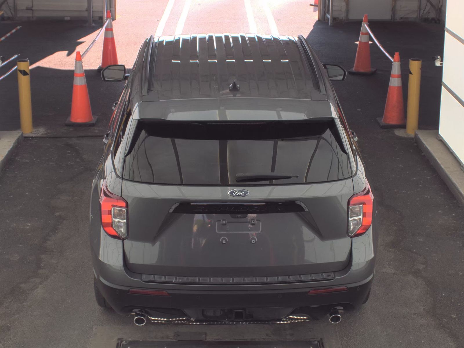 FORD EXPLORER - 7