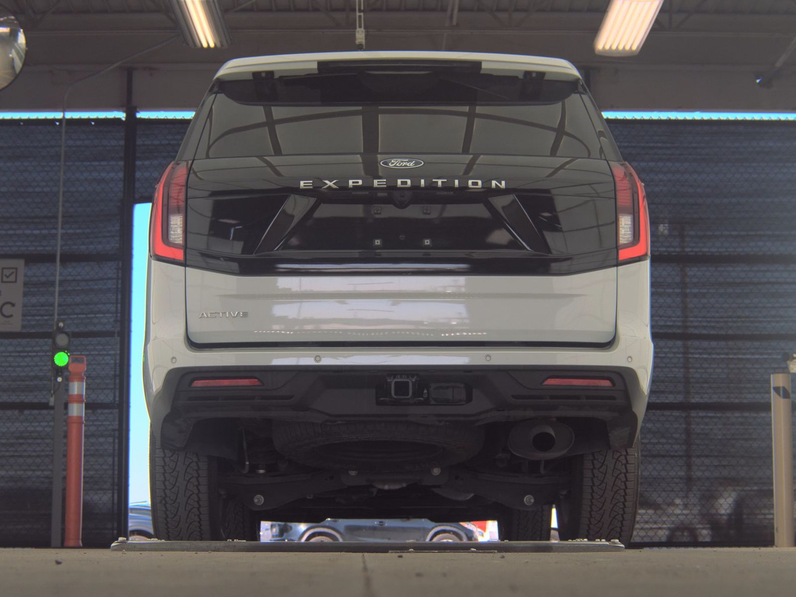 FORD EXPEDITION - 8