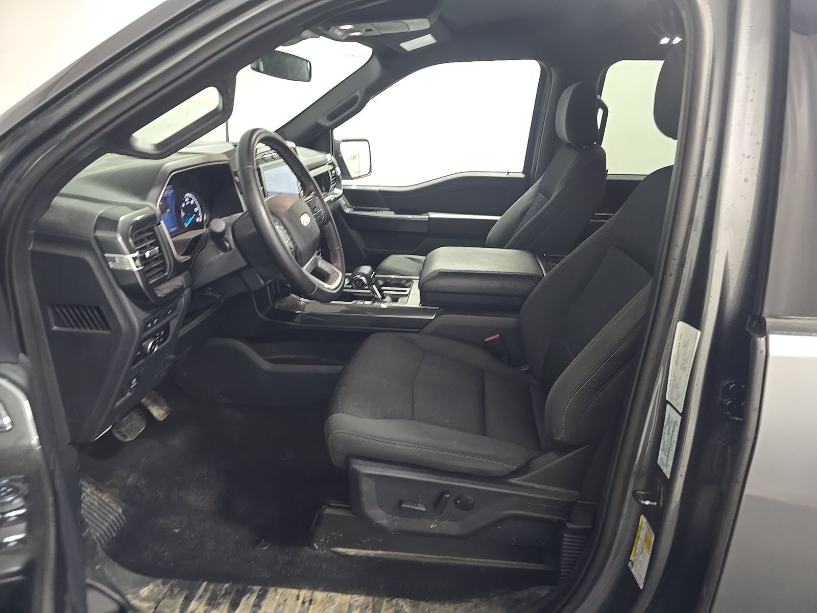 FORD F-150 - 8