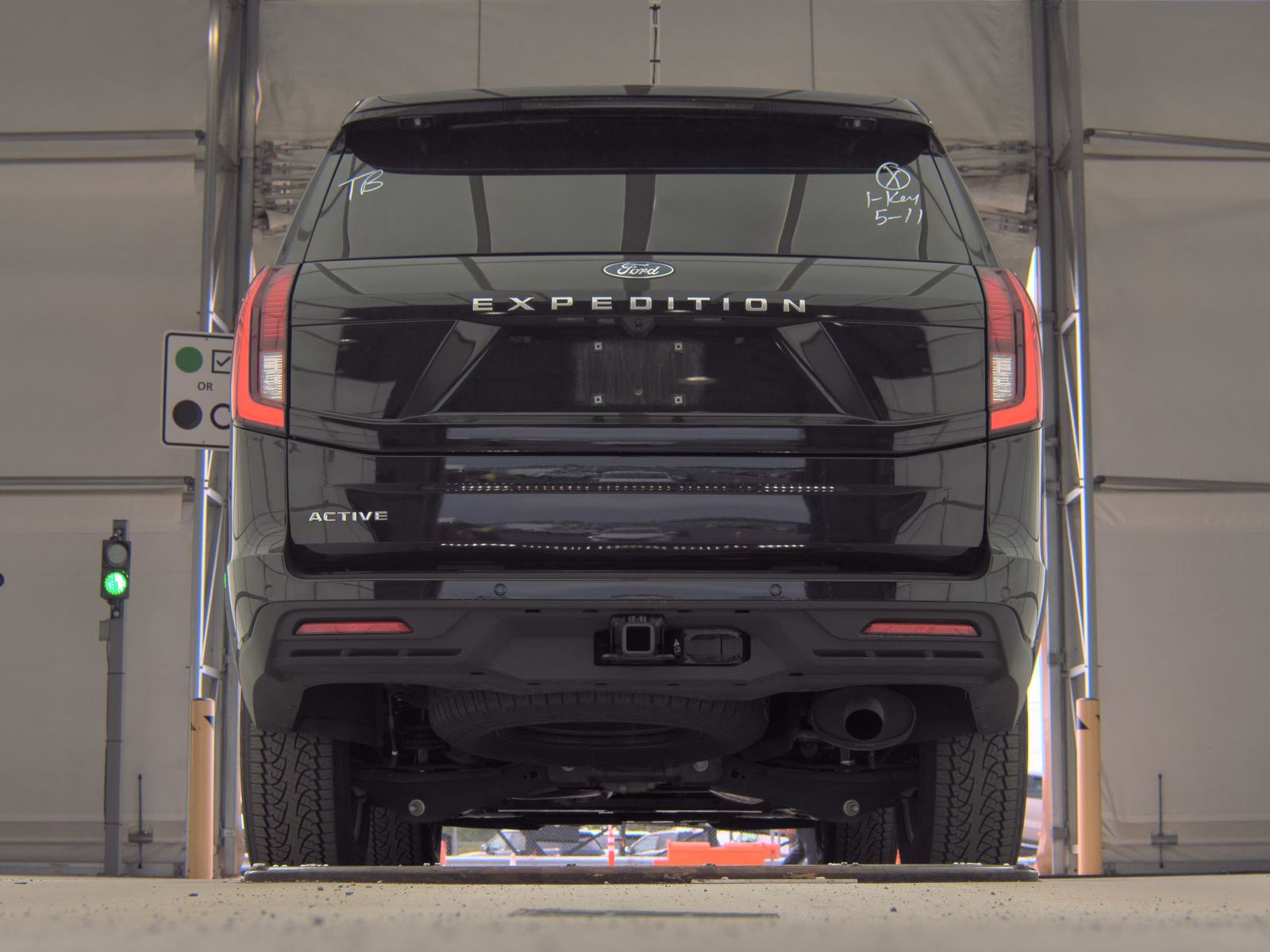 FORD EXPEDITION - 8