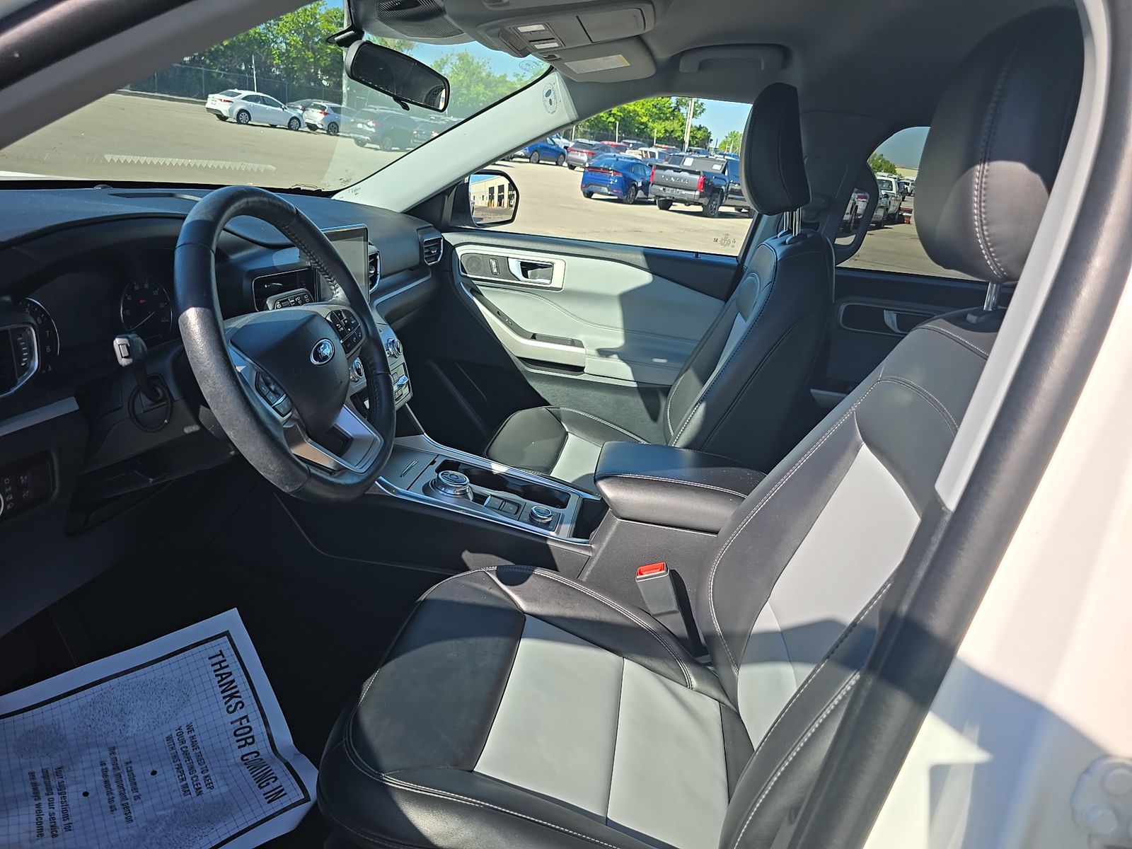 FORD EXPLORER - 8