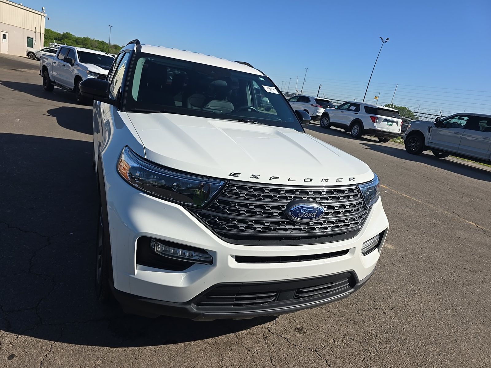 FORD EXPLORER - 3