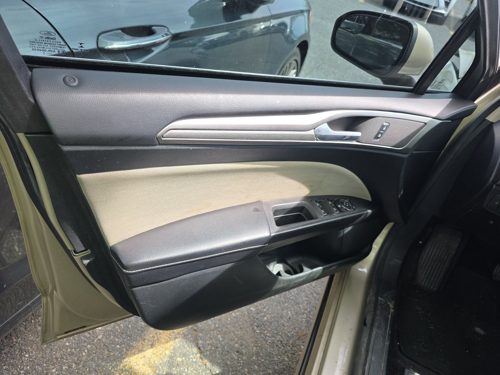 FORD FUSION - 10