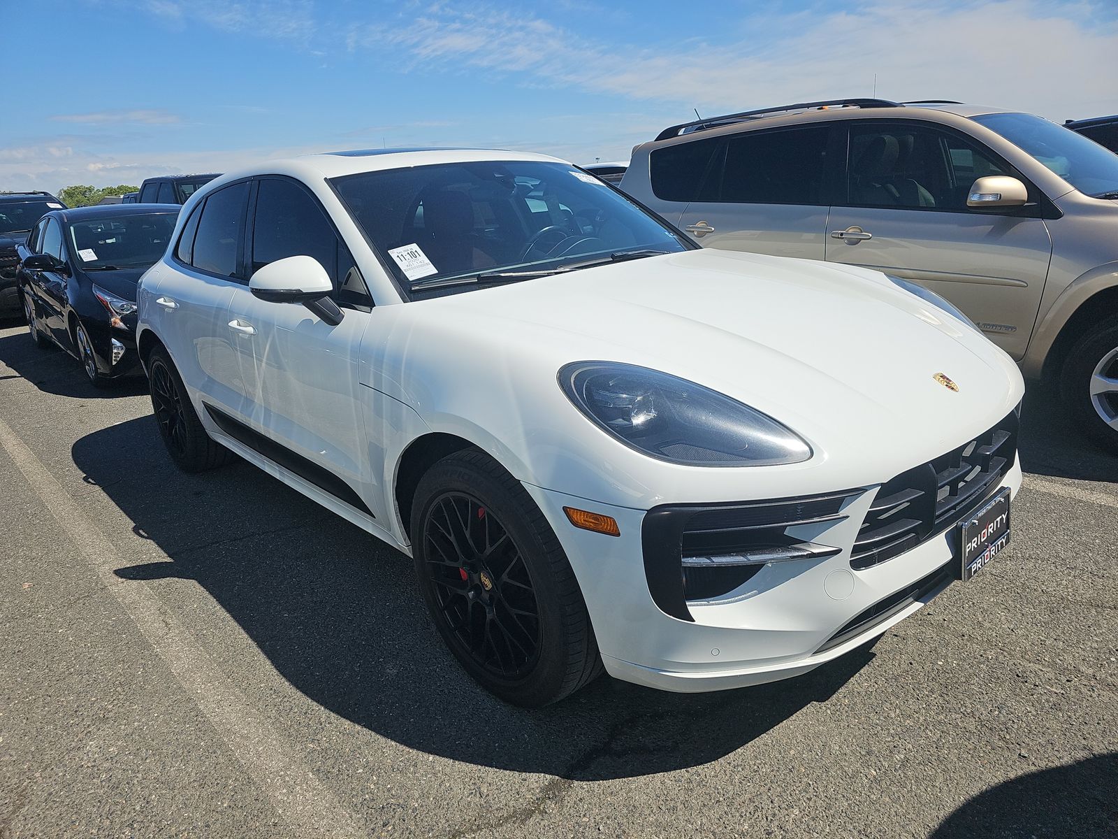 PORSCHE MACAN - 4