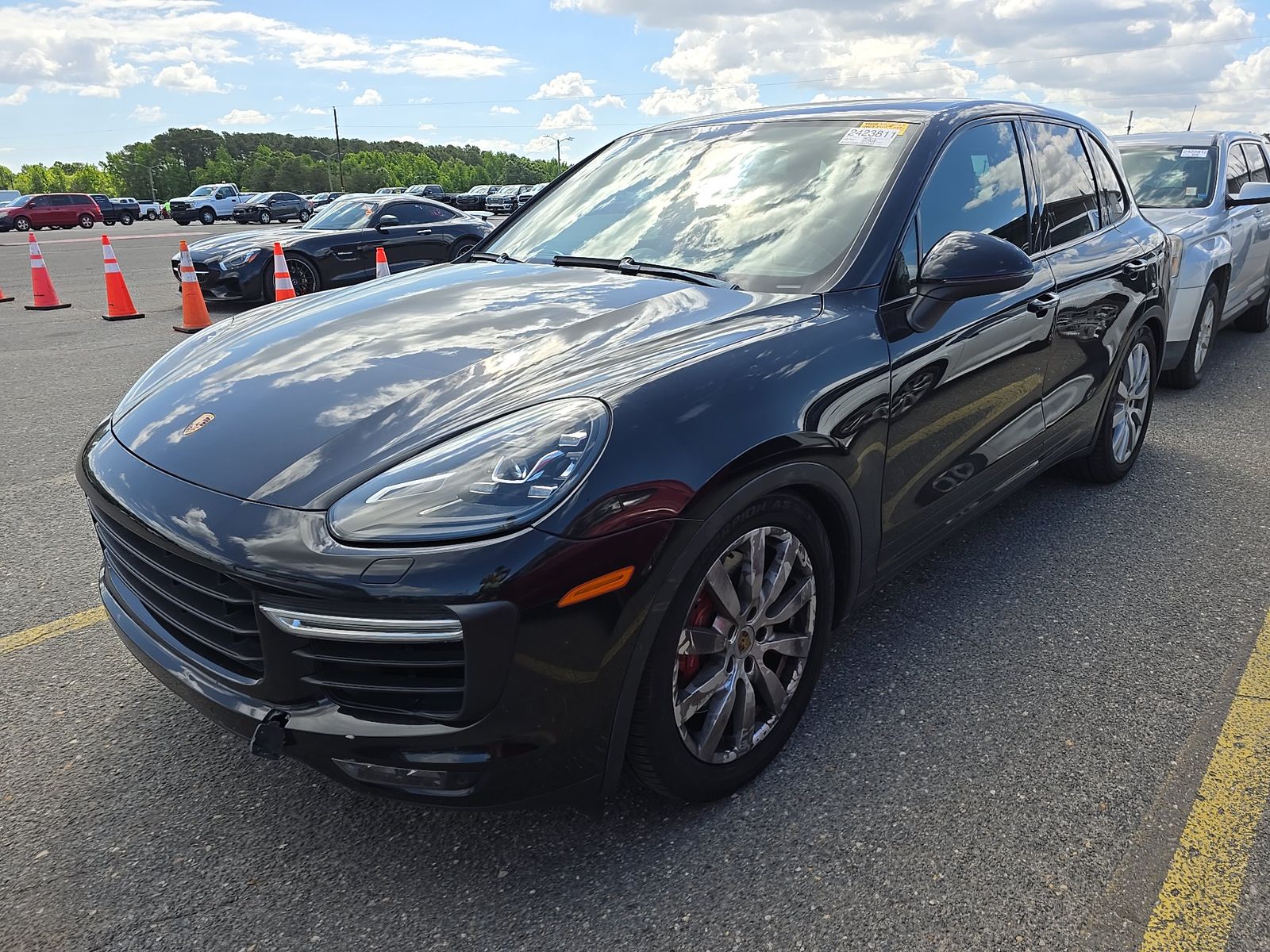 PORSCHE CAYENNE - 1
