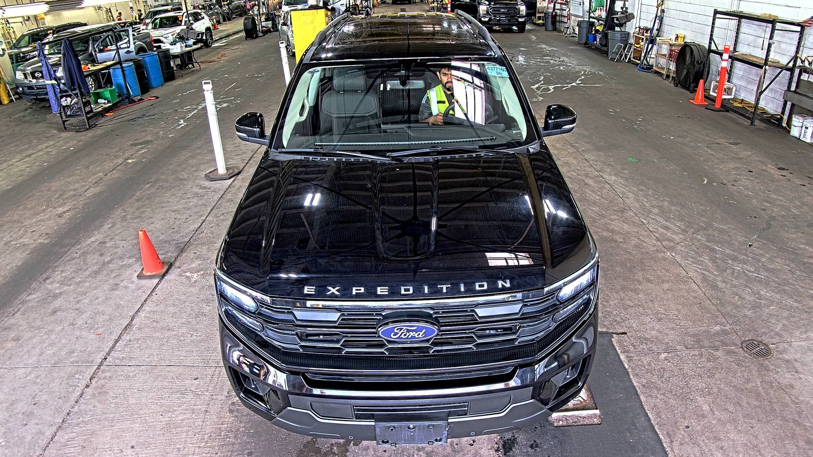 FORD EXPEDITION - 3