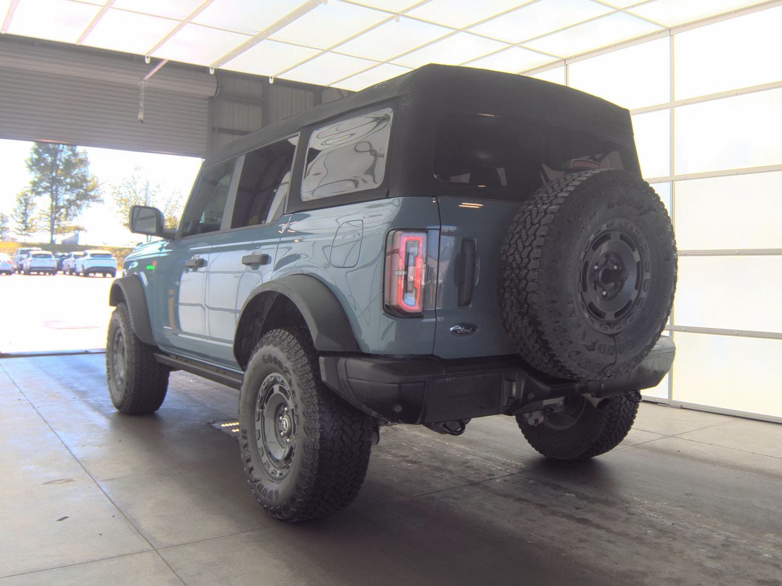 FORD BRONCO - 9