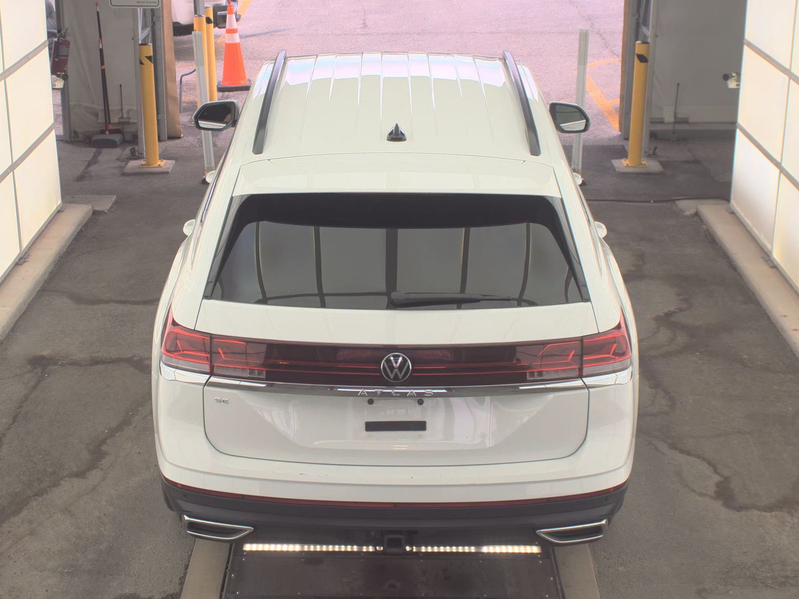 2025 Volkswagen Atlas 2.0T SE FWD