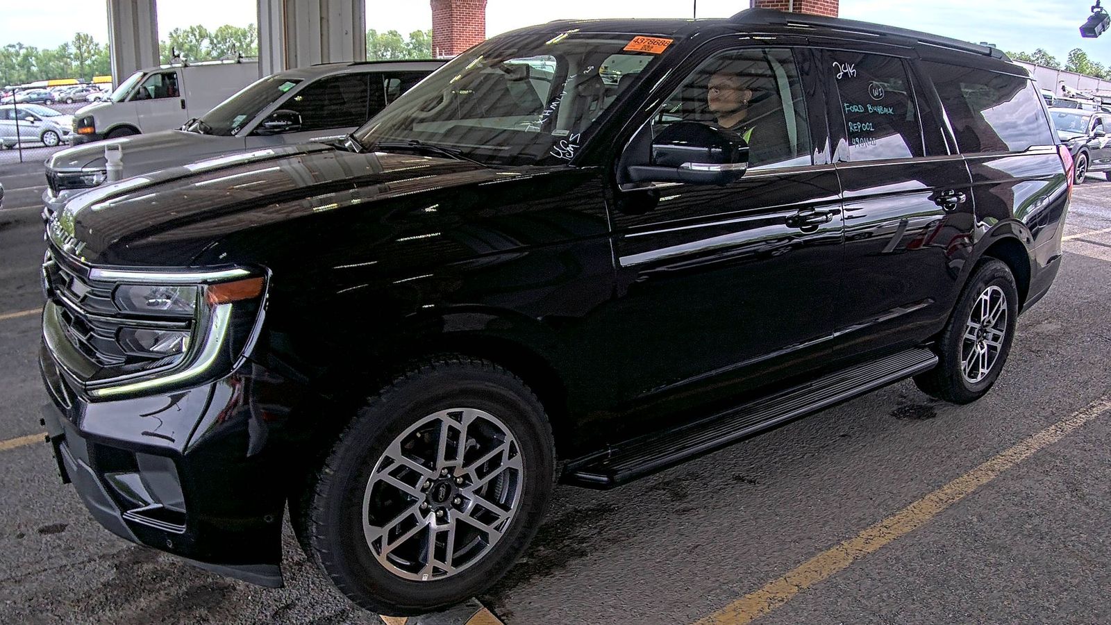 FORD EXPEDITION MAX - 1